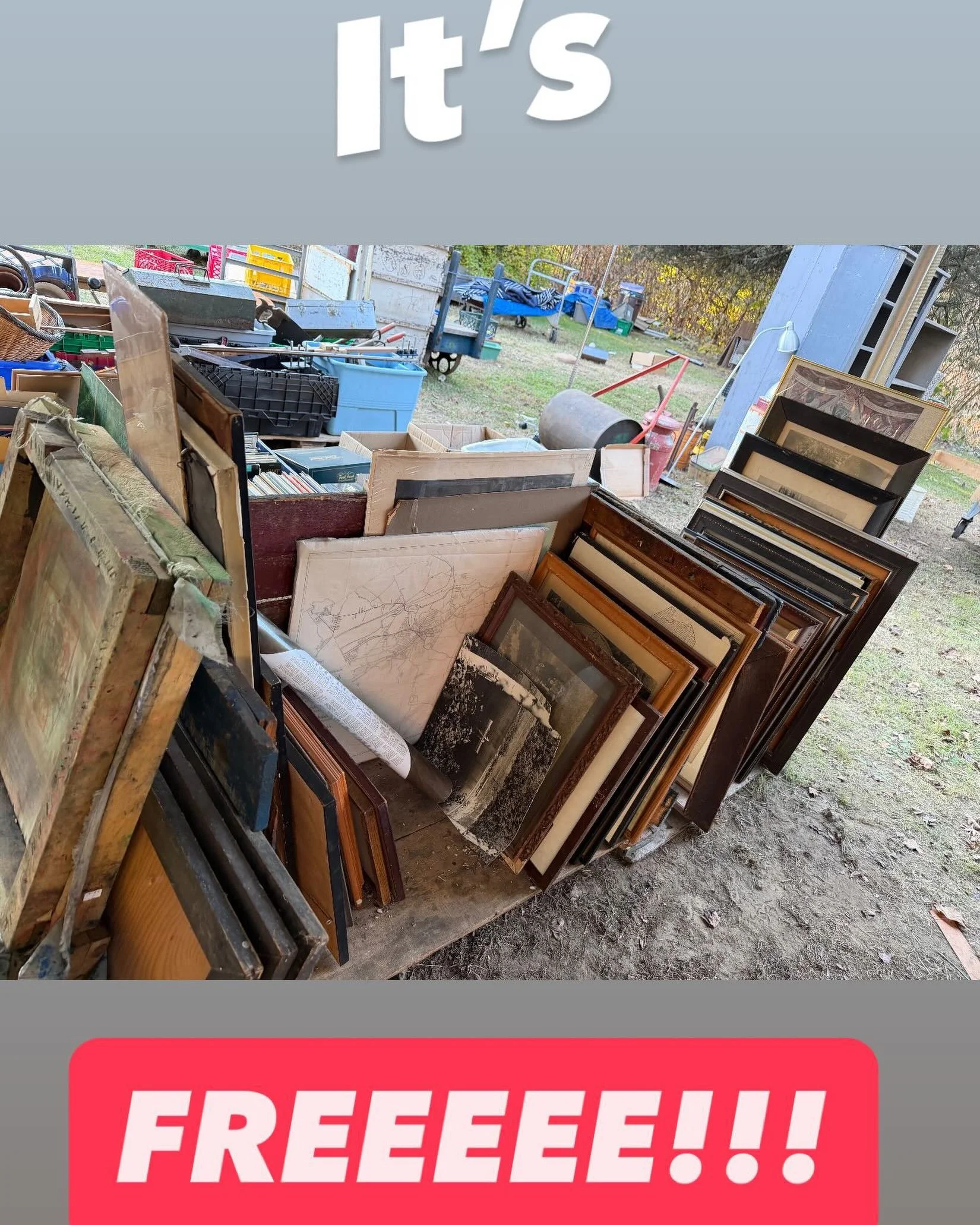 Biggest FREE PILE ever &amp; a HALF OFF sale to boot&hellip;
Starts at 9AM Sat Oct 31

#warehousesale #halloween #lootfoundandmade