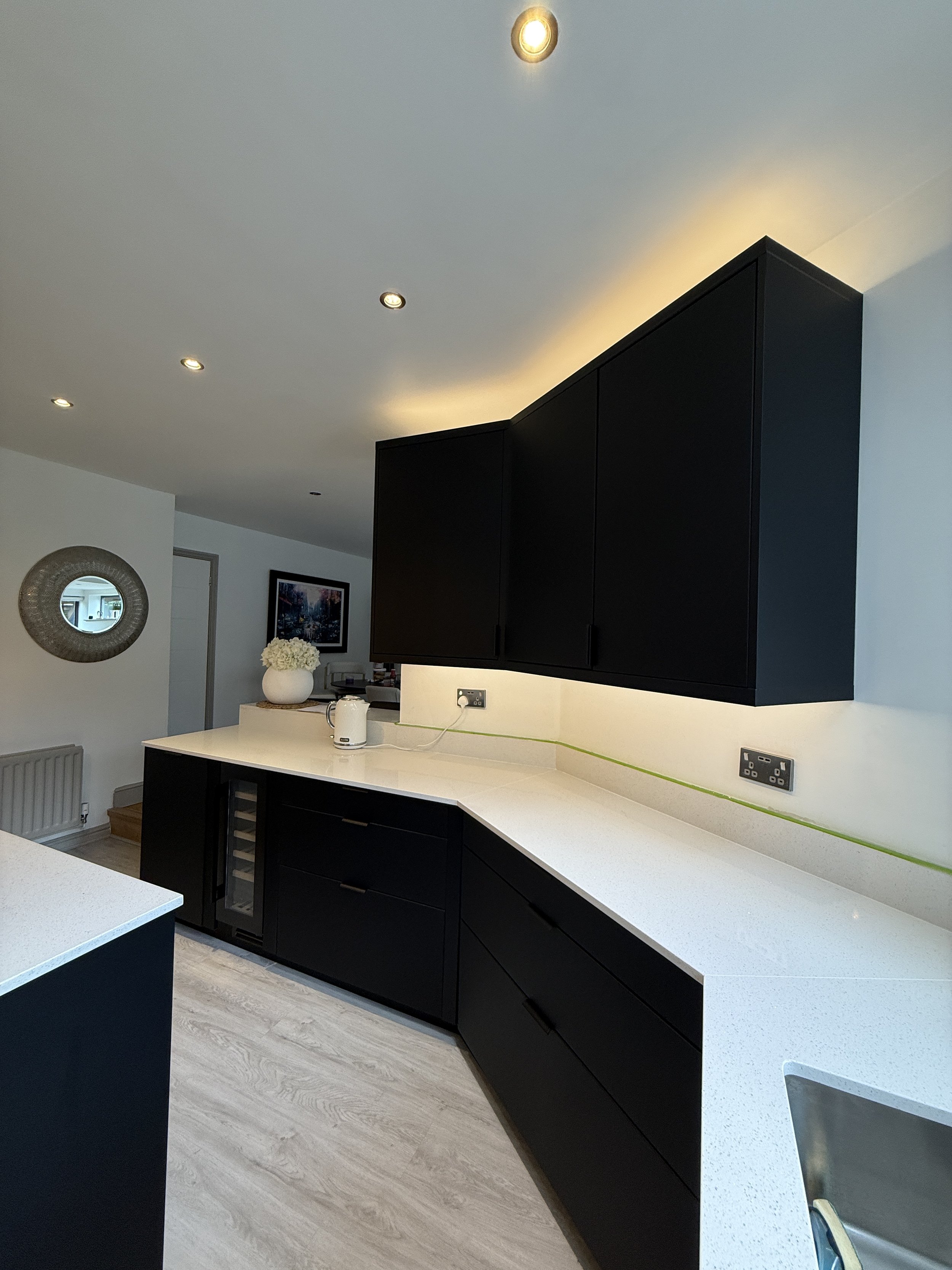 Kitchen Door Makeover in Basingstoke: A Stunning Black Kitchen Transformation for 70% Less Than Replacement