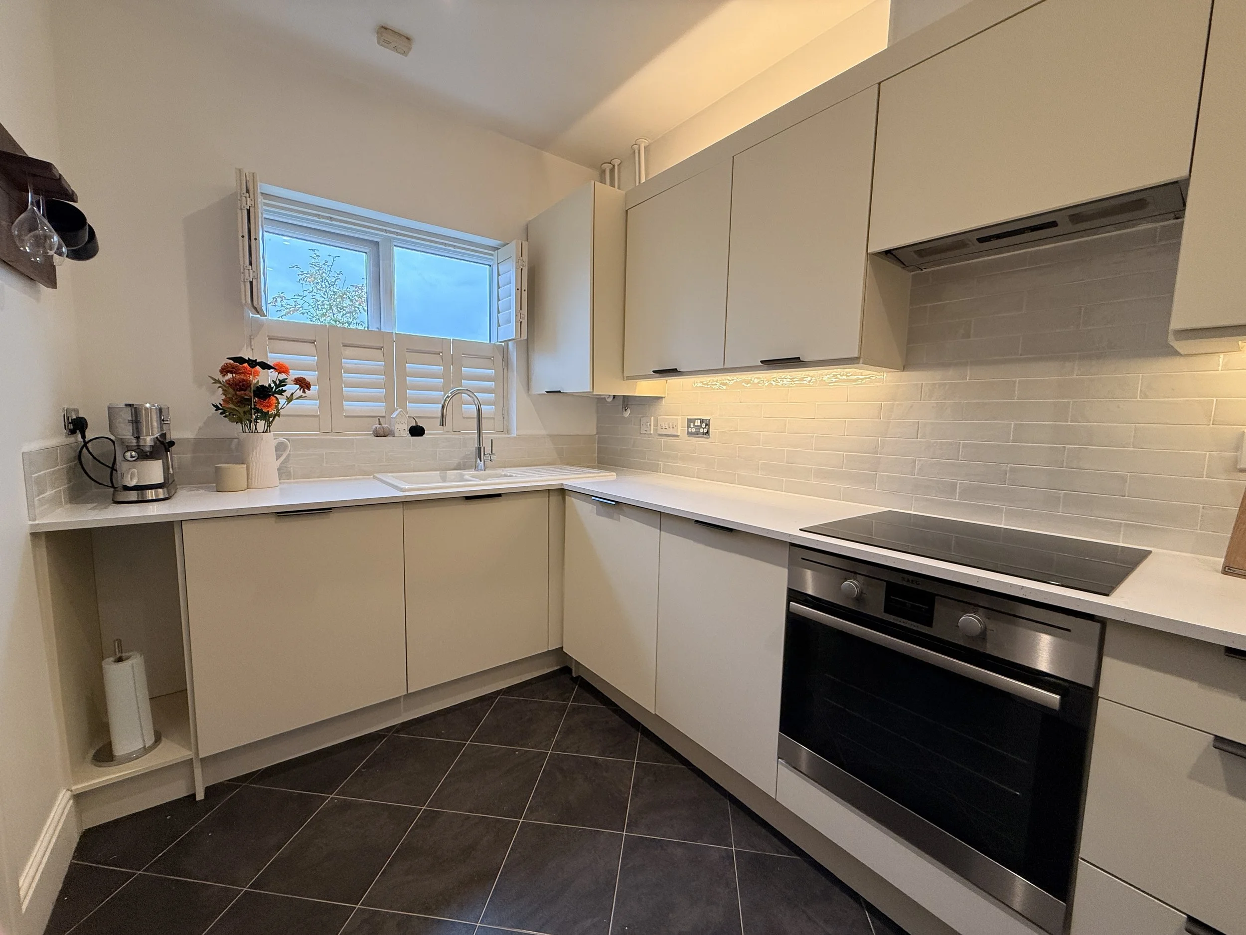 Kitchen Wrap &amp; Worktop Transformation in Andover: From Dark and Dated to Bright and Contemporary