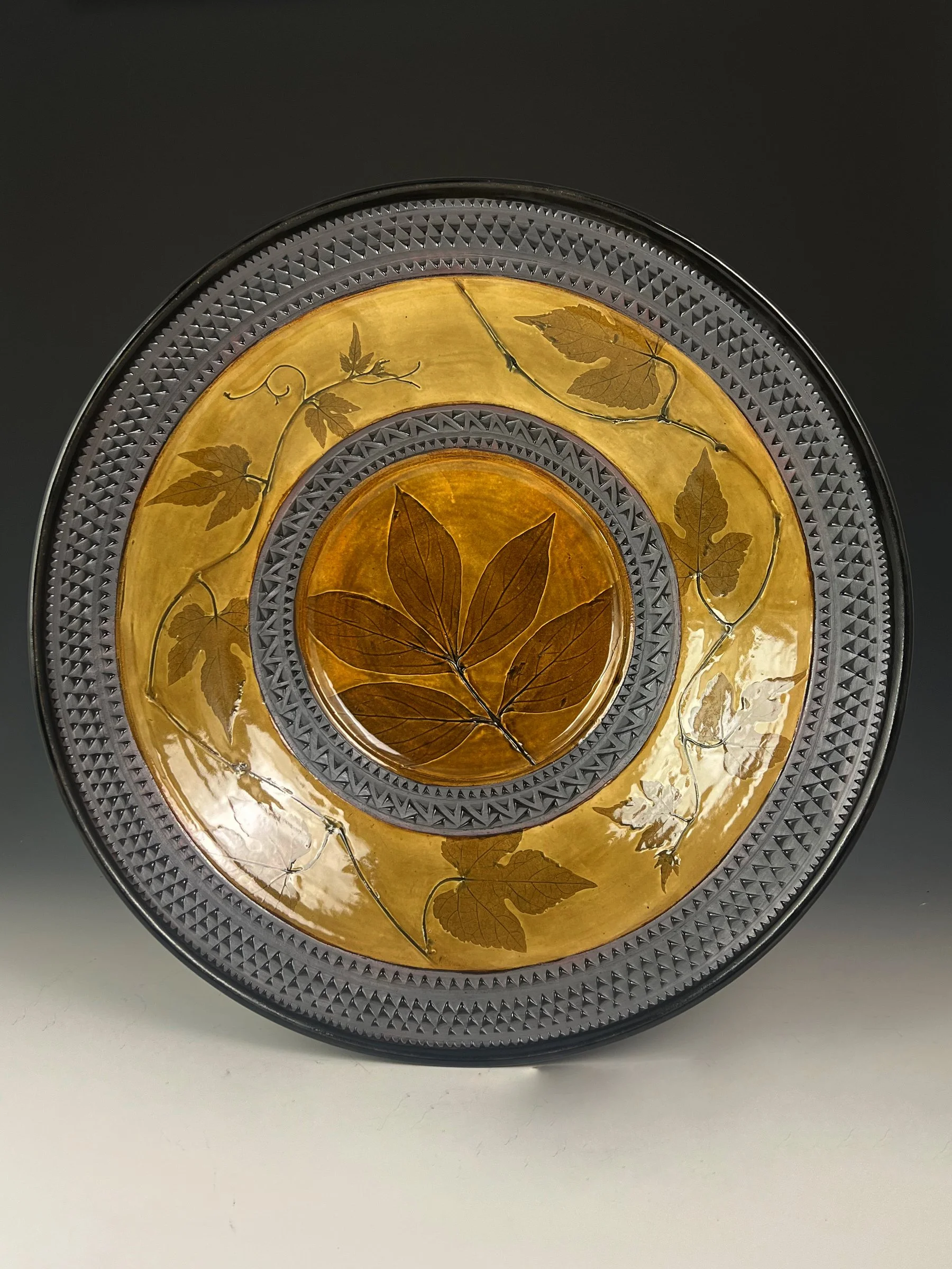 Cameo/Frieze Bowl in Iron and Amber
