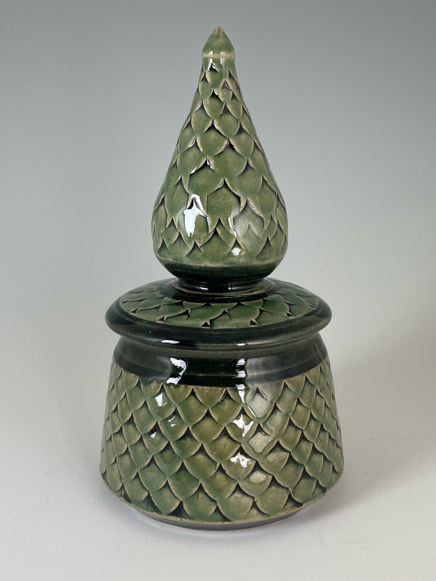 Onion-dome Jar in Moss and Black