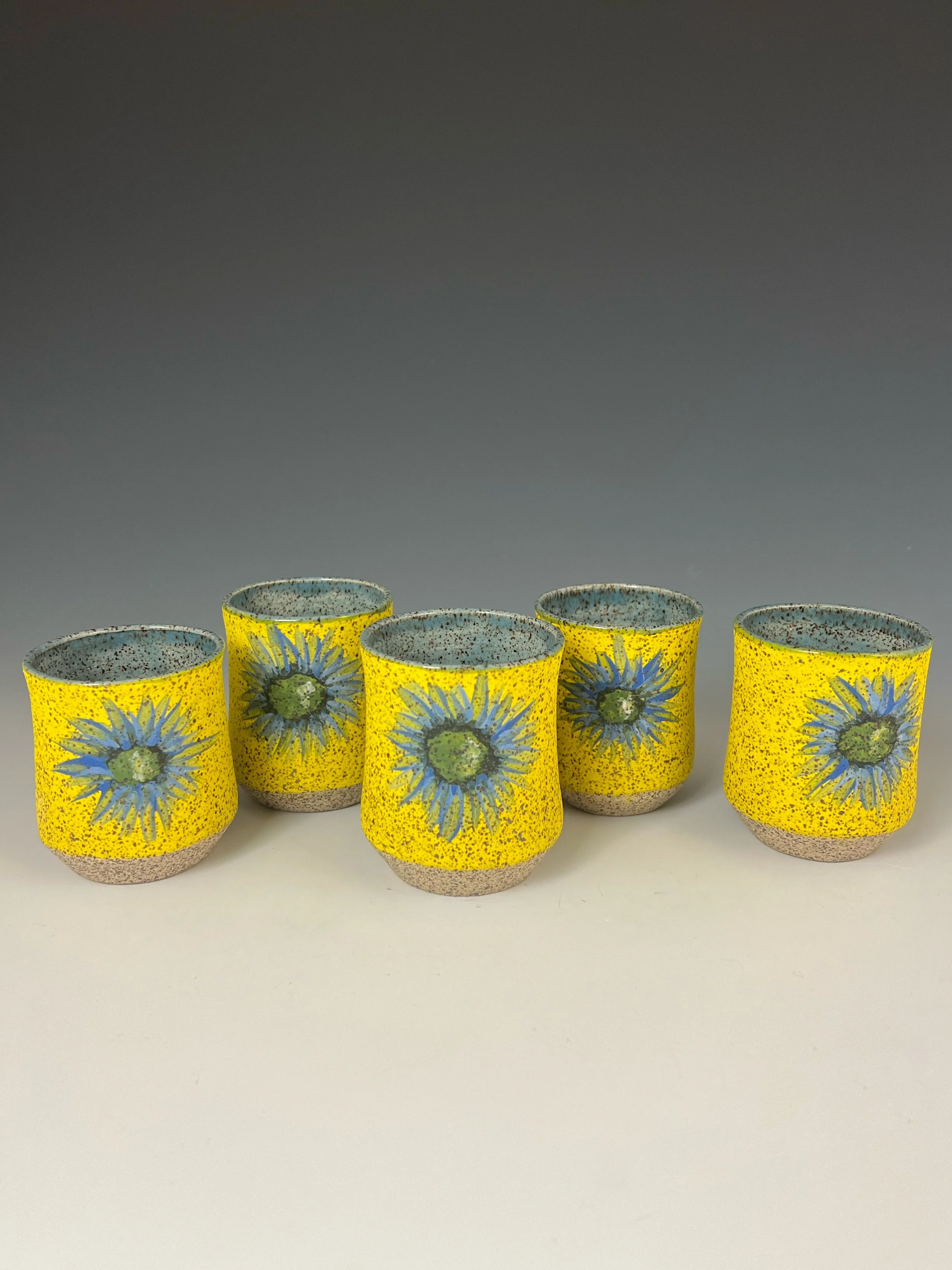 Sun Cups Speckle Yellow UG blue I.jpg