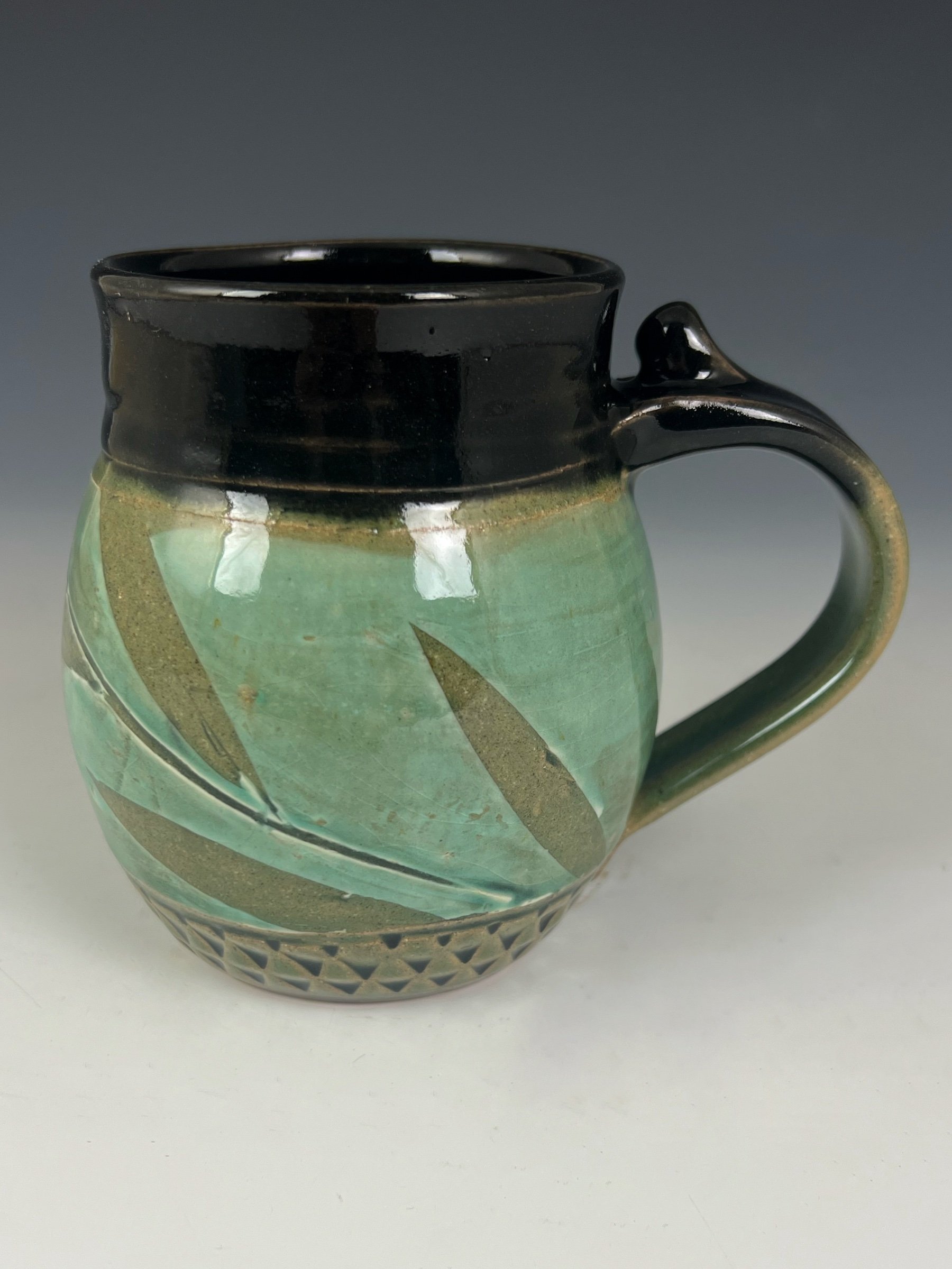 Moss mug w grass.jpg