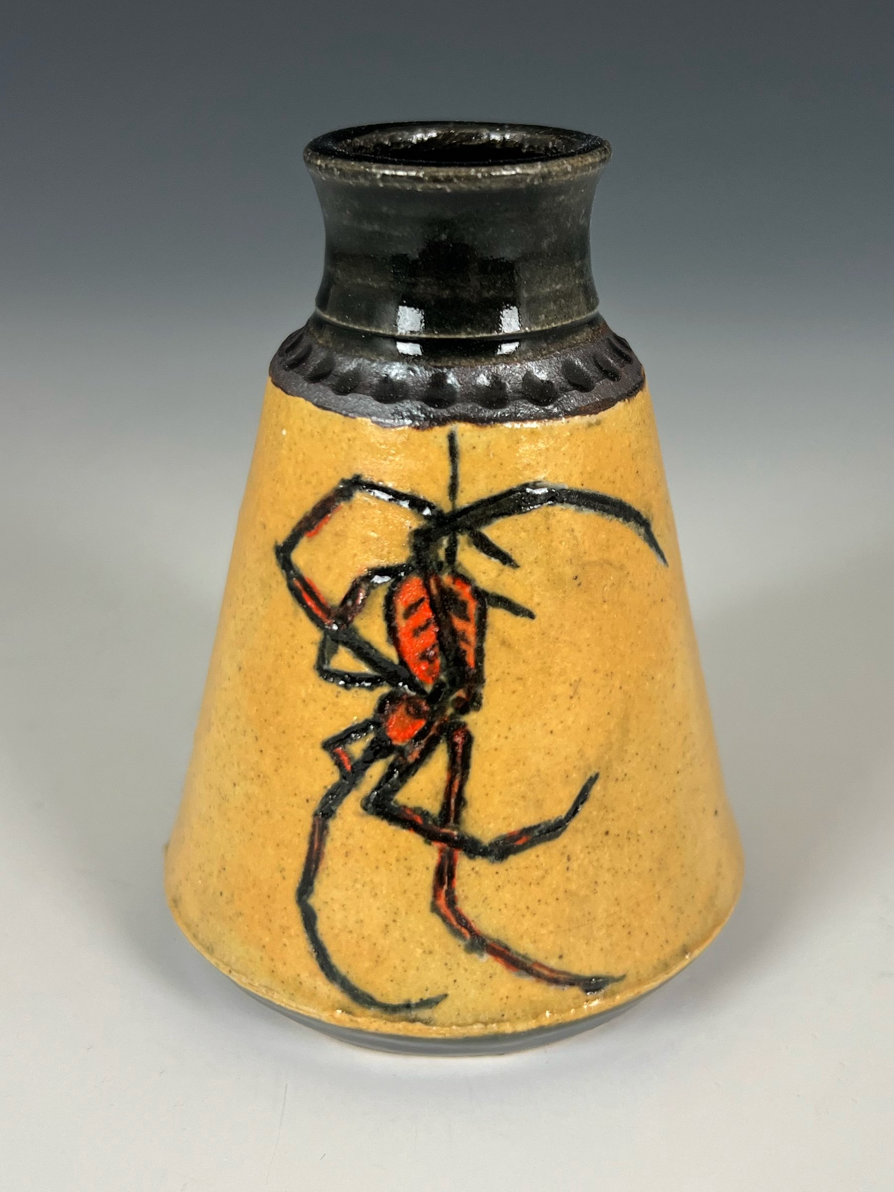 Bud Vase Spider.jpg