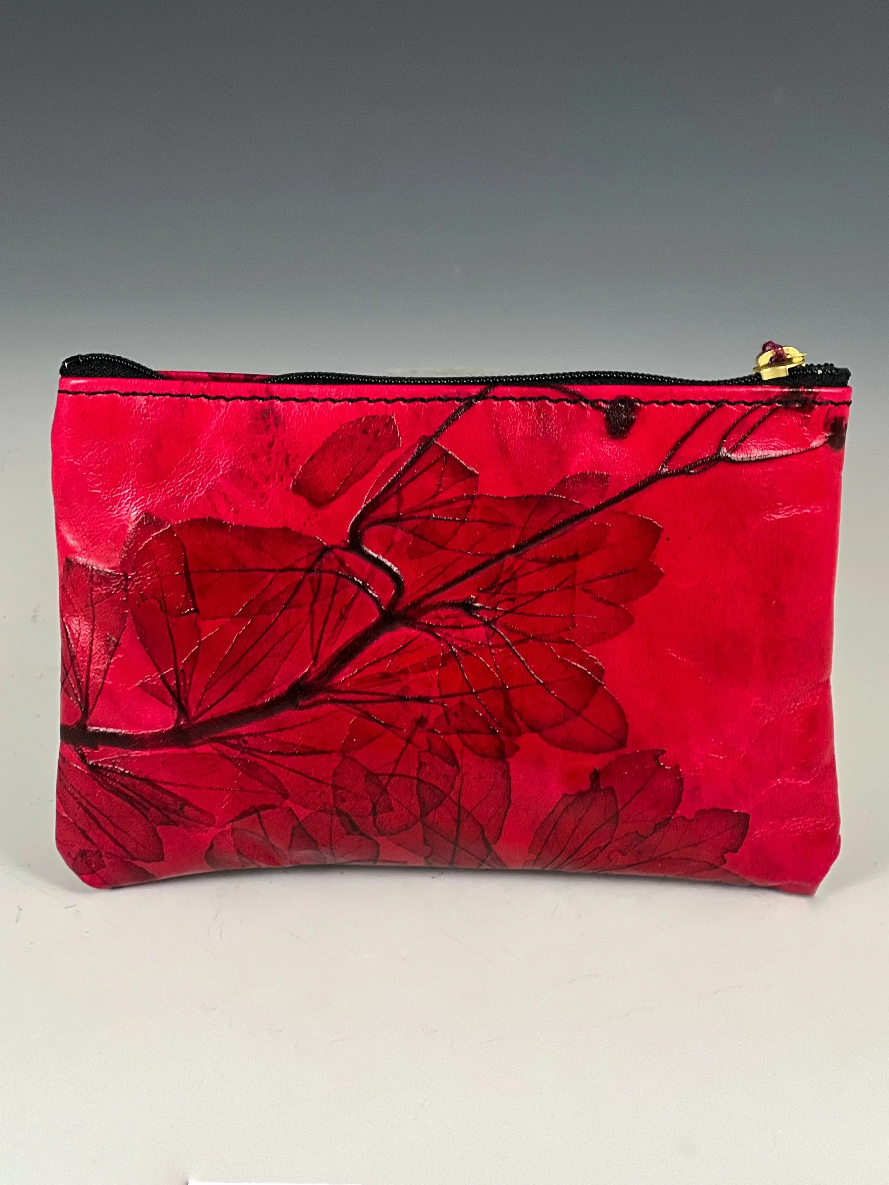 Leaf Leather Med Coinpurse Red back.jpg