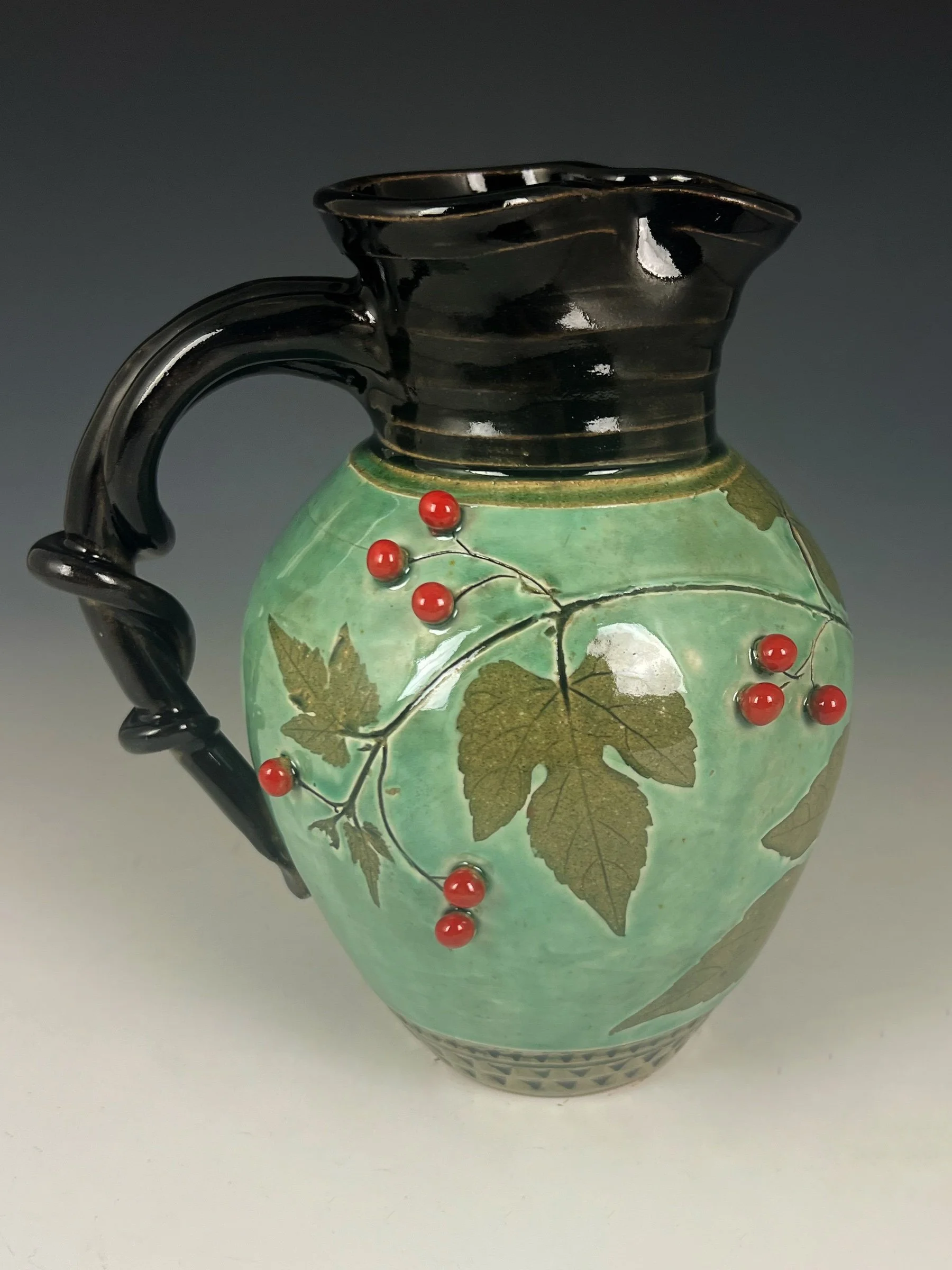 Moss RB Pitcher front.jpg
