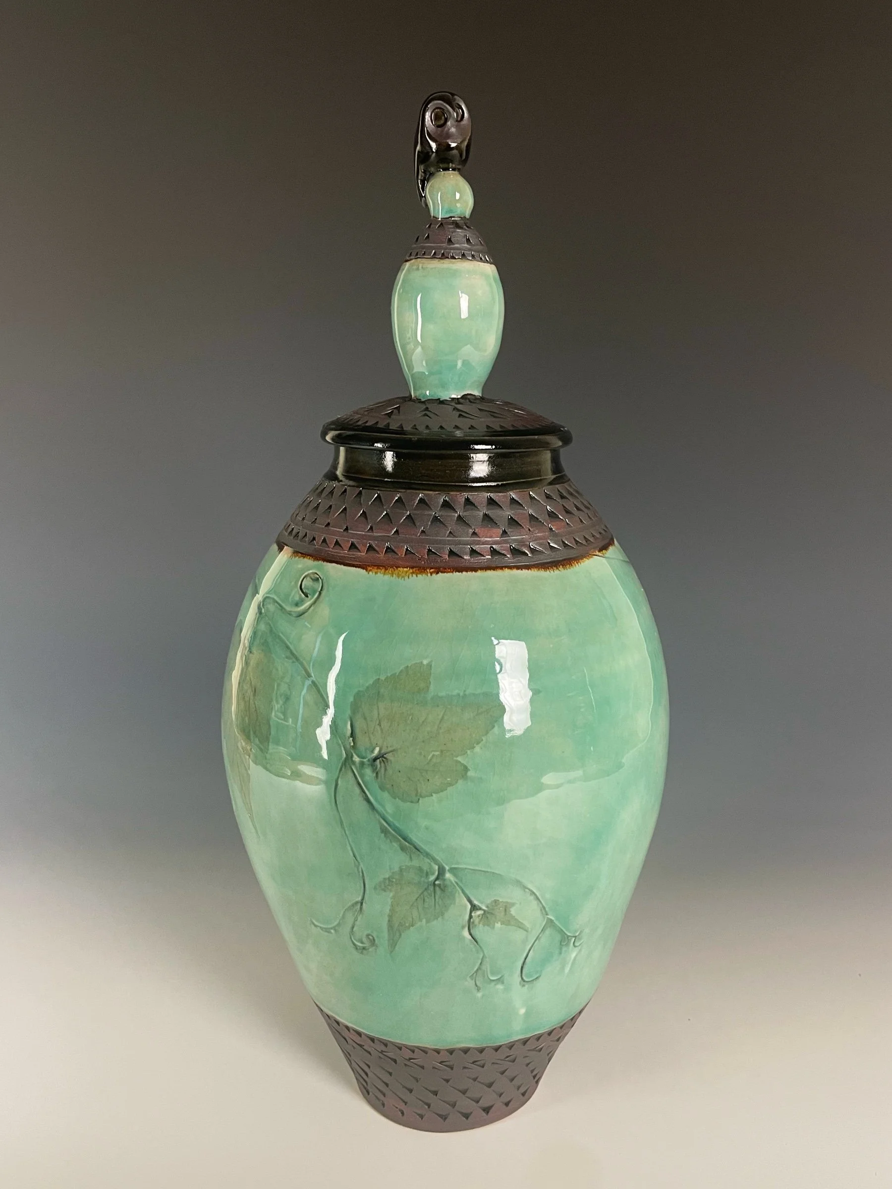 Big Knob Jar with Owl.jpg