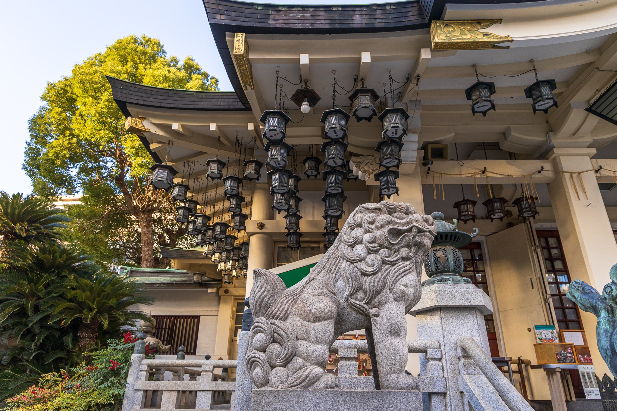 F19A5576_namba-yasaka-jinja.jpg