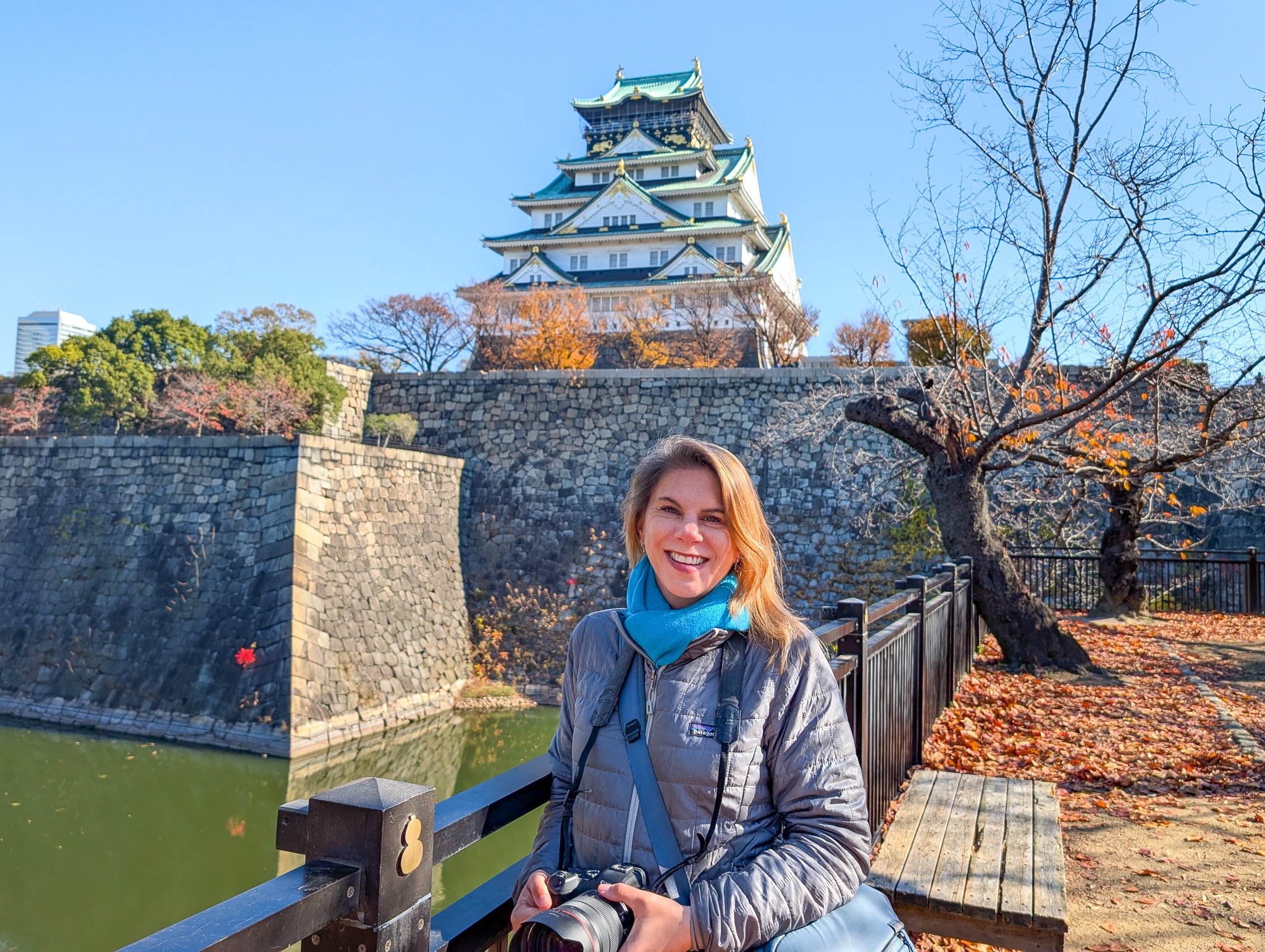 PXL_20251206_015227671_osaka-castle.jpg