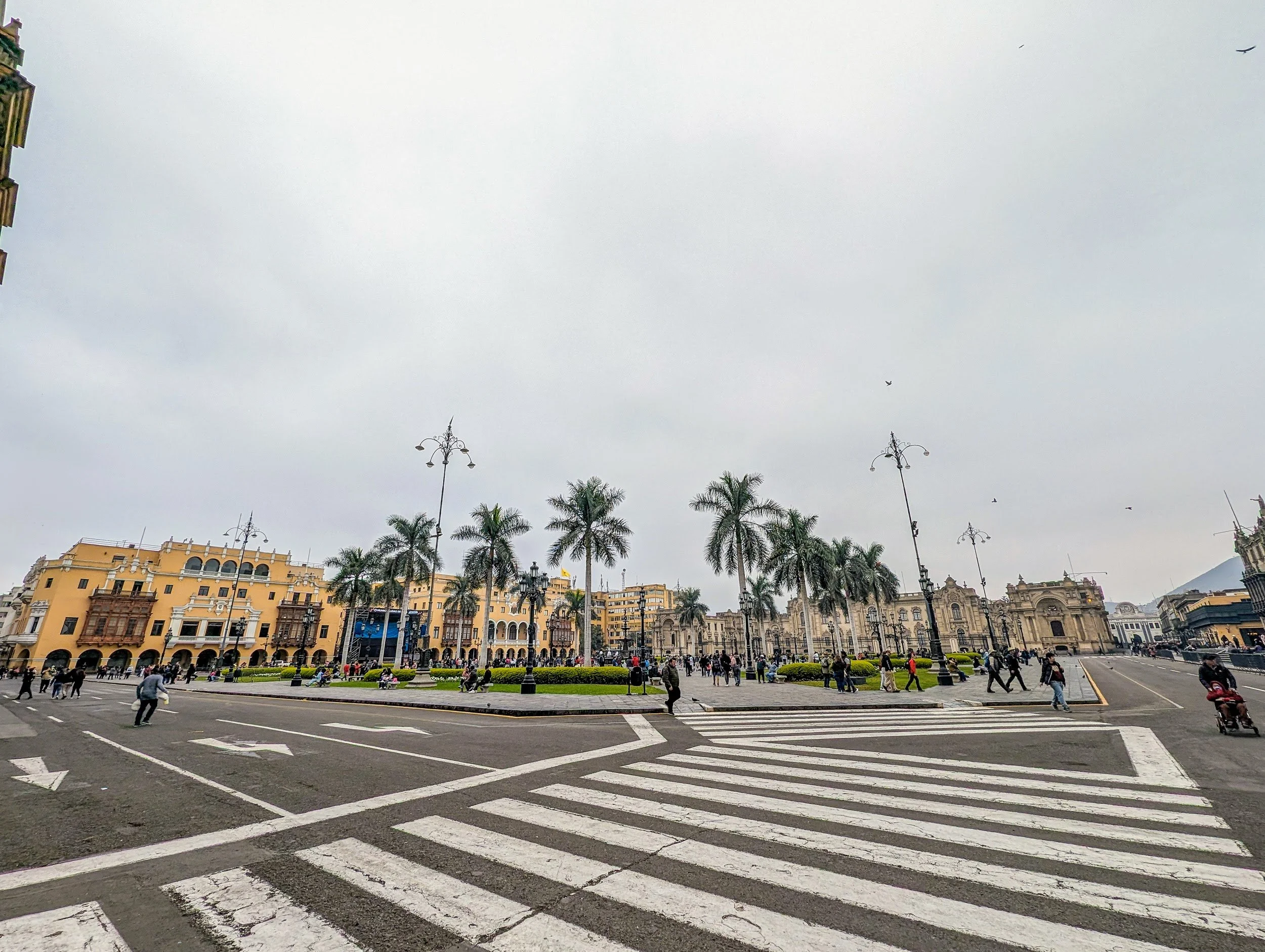 PXL_20240623_183120145_historic-center-of-lima.jpg
