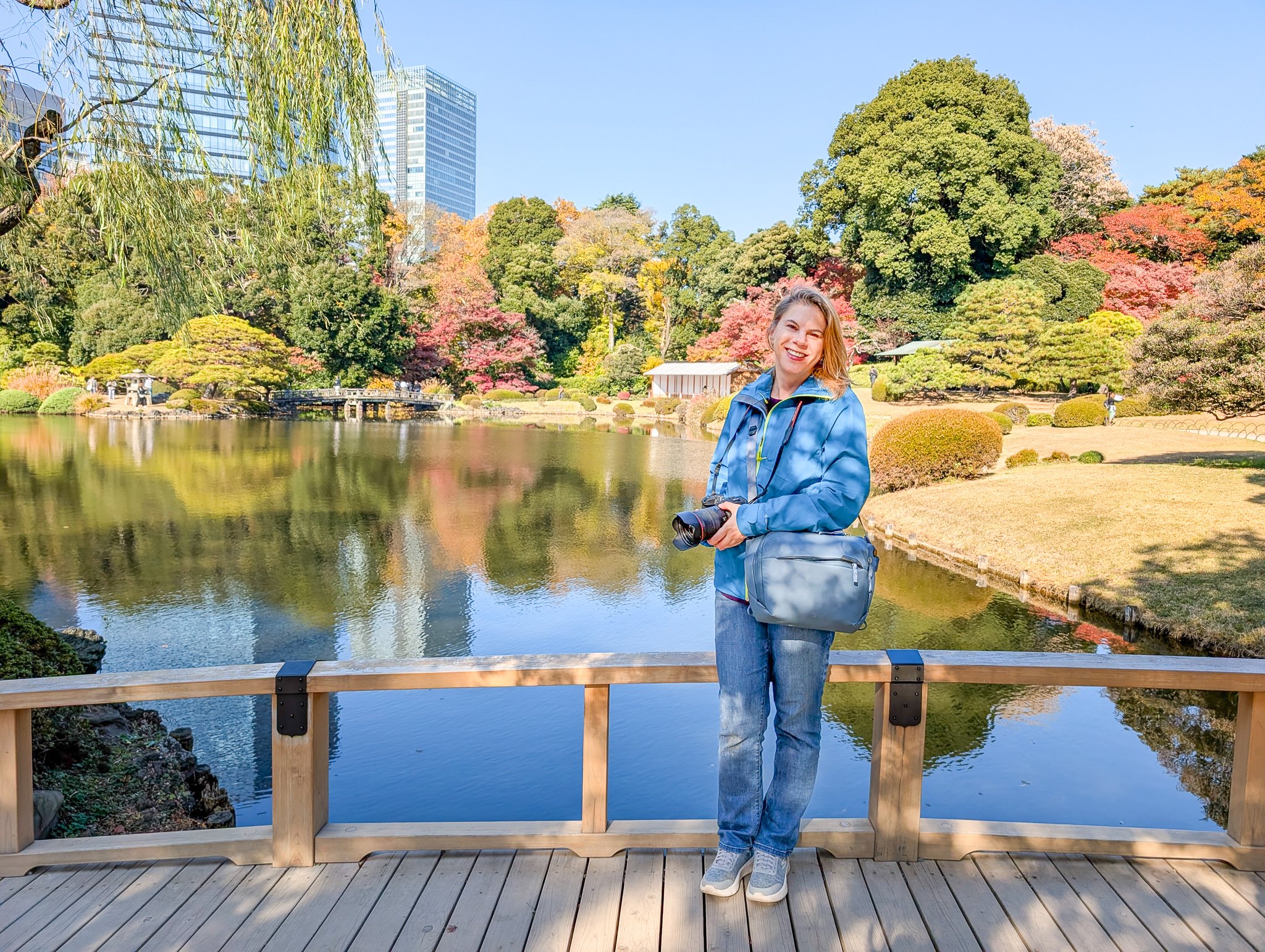 PXL_20251127_012621269_shinjuku-gyoen-national-garden.jpg