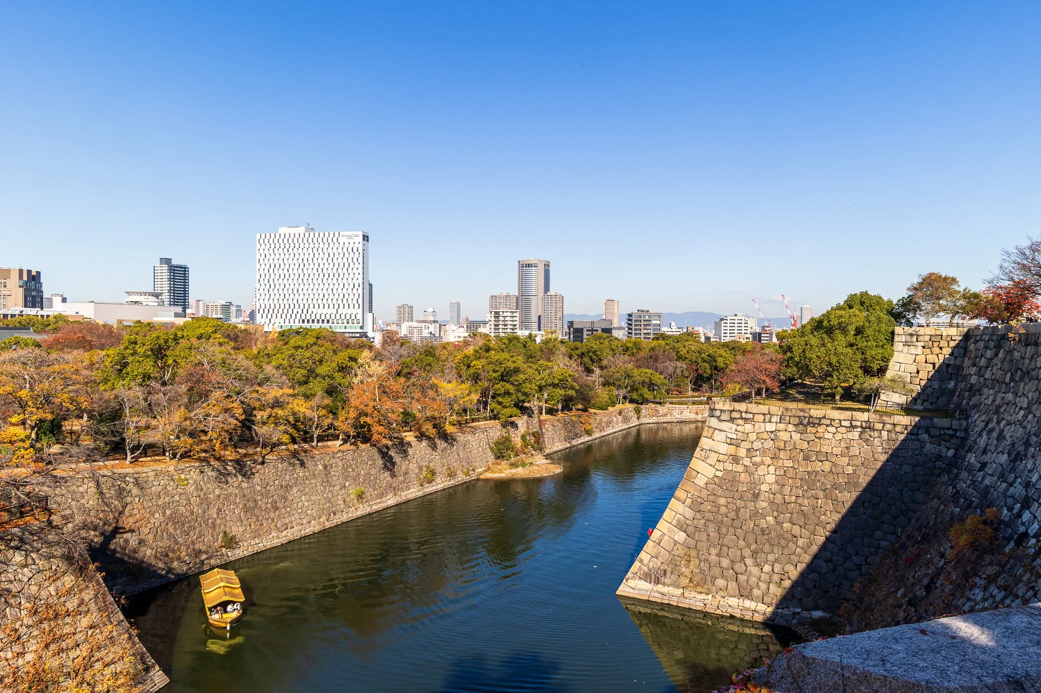 F19A5720_osaka-castle.jpg