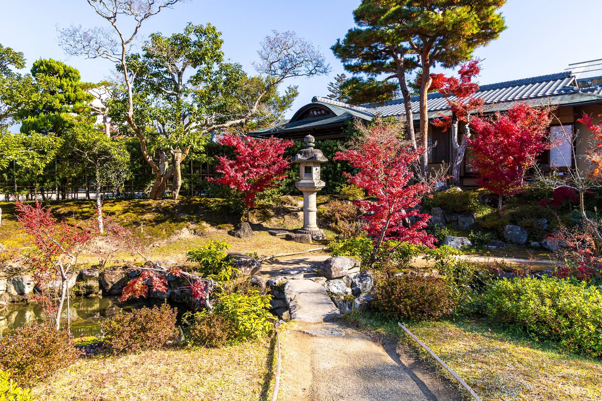 F19A3507_isuien-garden.jpg