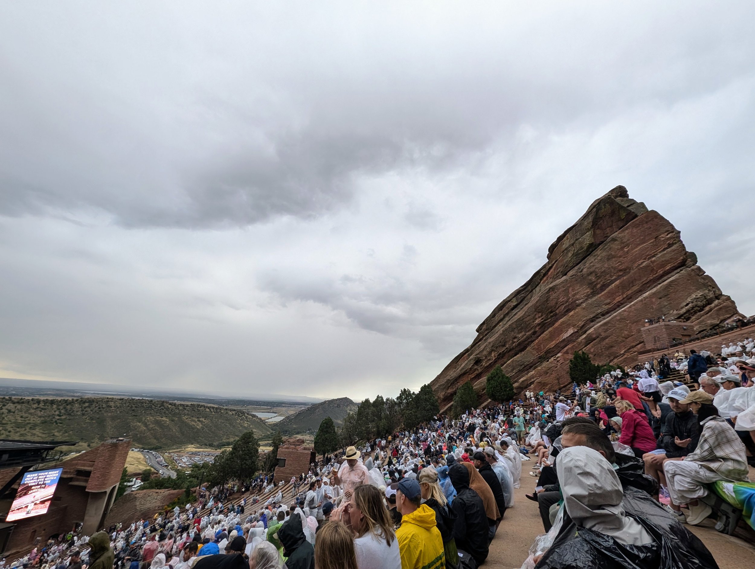 PXL_20240819_003410066_red-rocks.jpg