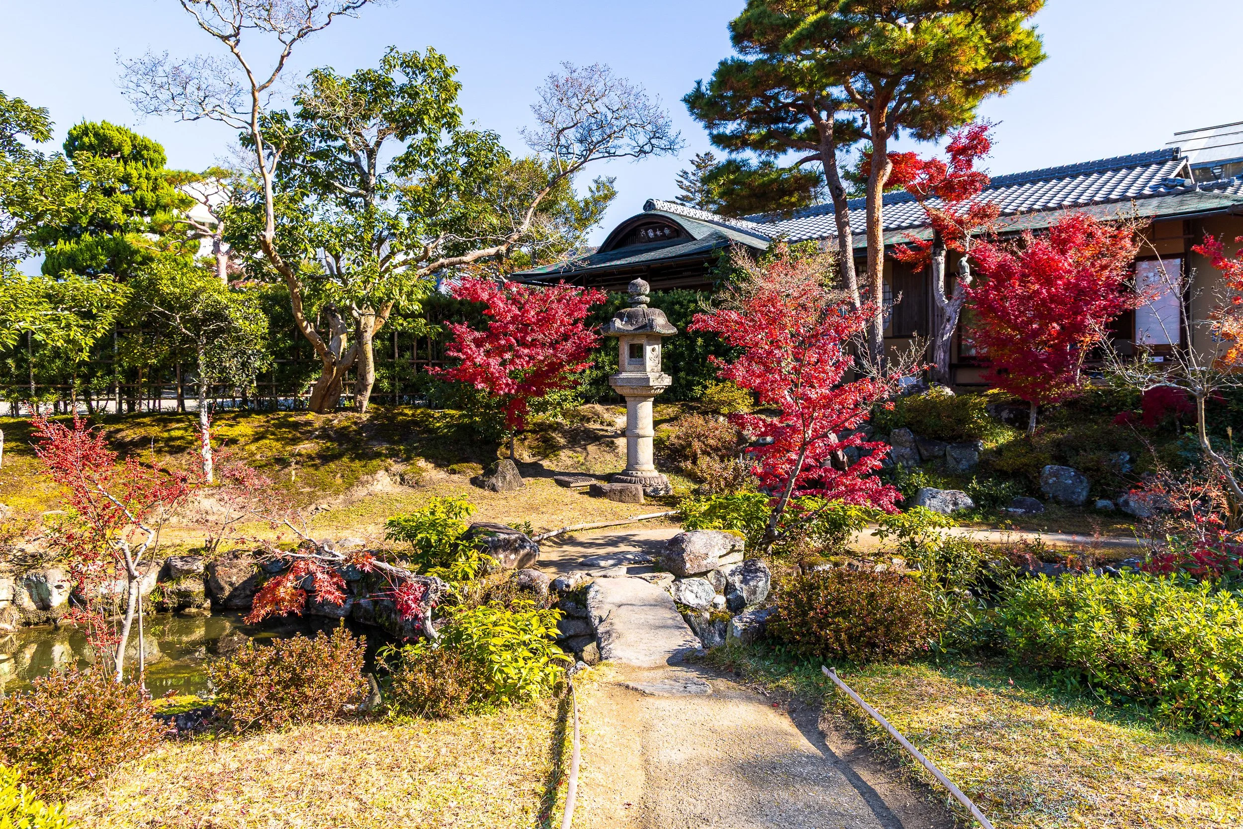 F19A3507_isuien-garden.jpg