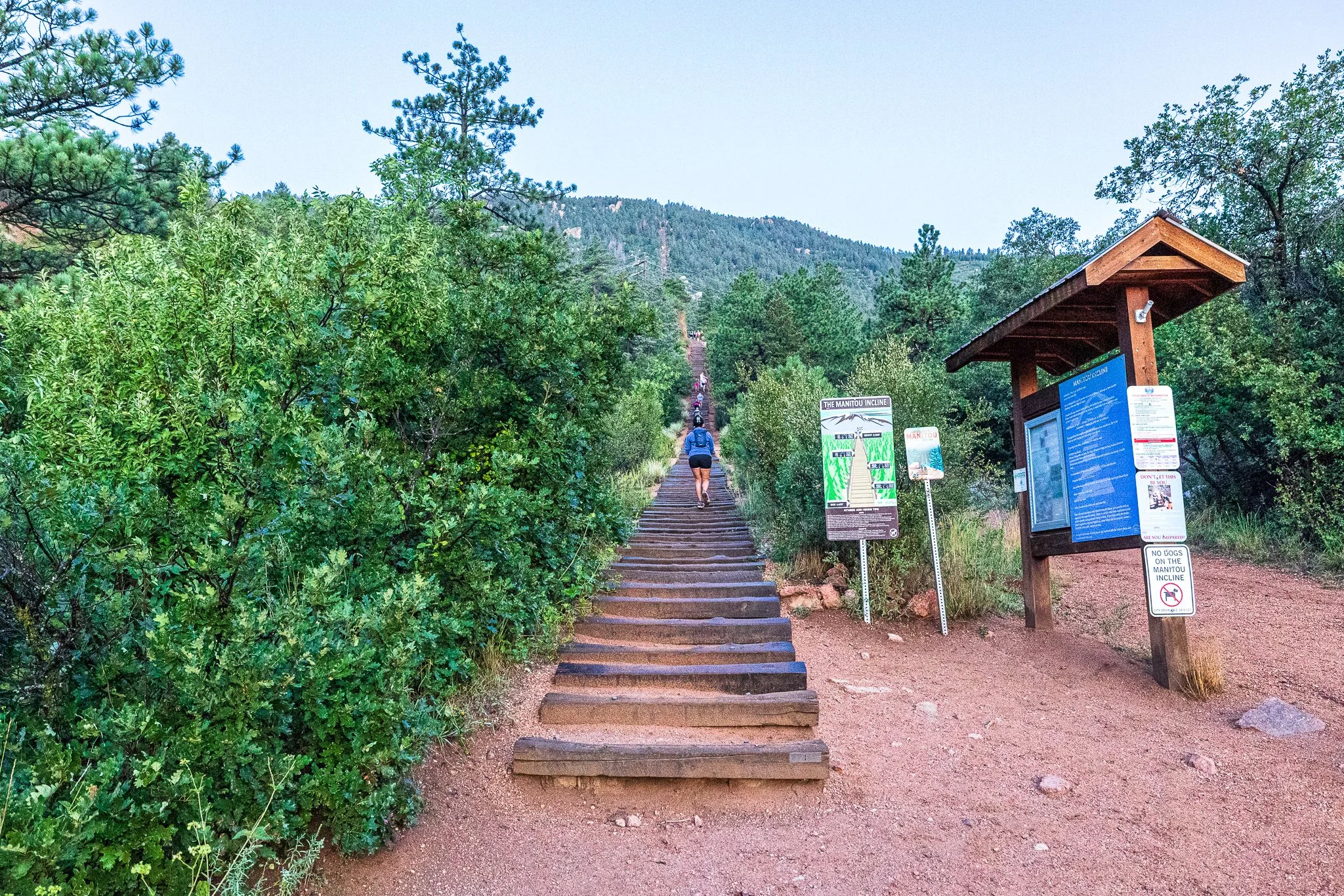 F19A9196_manitou-incline.jpg