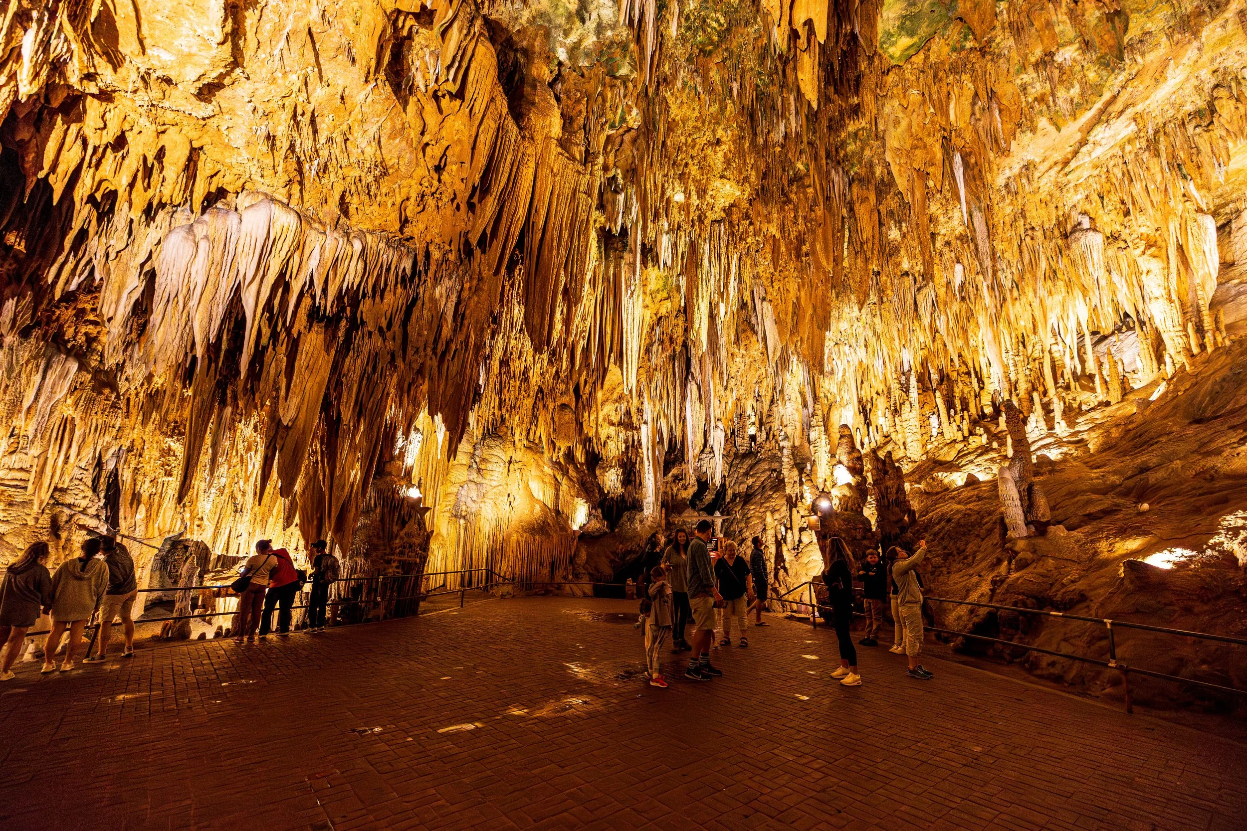 F19A9747_luray-caverns.jpg