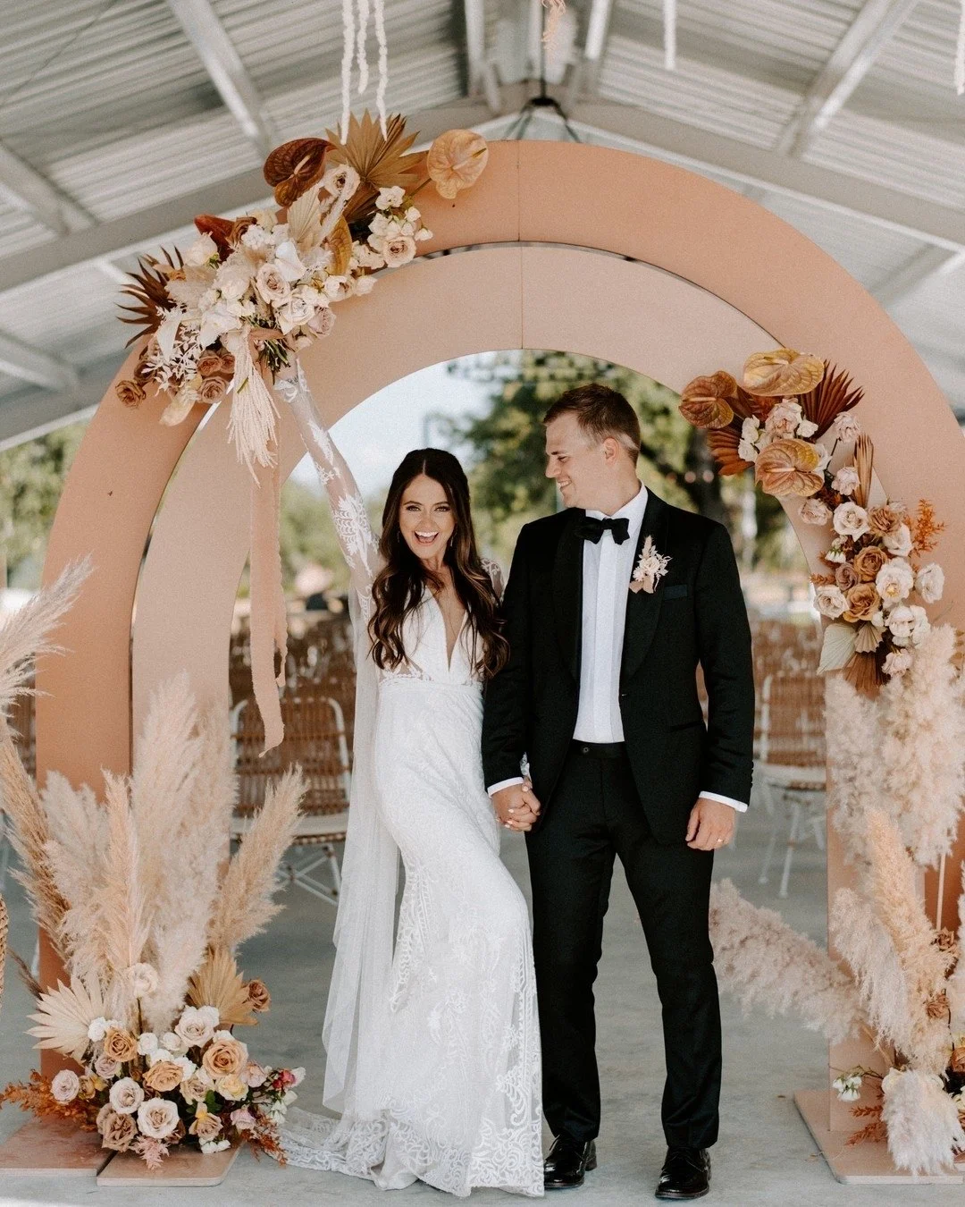 Worth the wait 🤍

LUX bride - @katiestjohn
Hair by LUX artist -  @beautyxcaitlynholmes
Photographer - @peytonrbyford
Videographer - @northmarkfilms
Venue - @maesridge
Floral - @goodseedfloral
Dress - @lovelybride