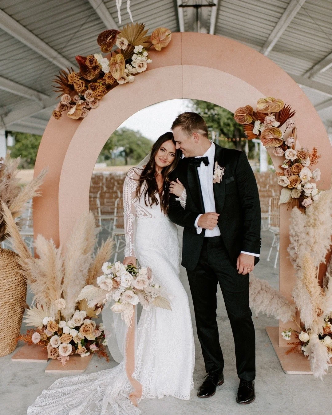 Worth the wait 🤍

LUX bride - @katiestjohn
Hair by LUX artist - @beautyxcaitlynholmes
Photographer - @peytonrbyford
Videographer - @northmarkfilms
Venue - @maesridge
Floral - @goodseedfloral
Dress - @lovelybride