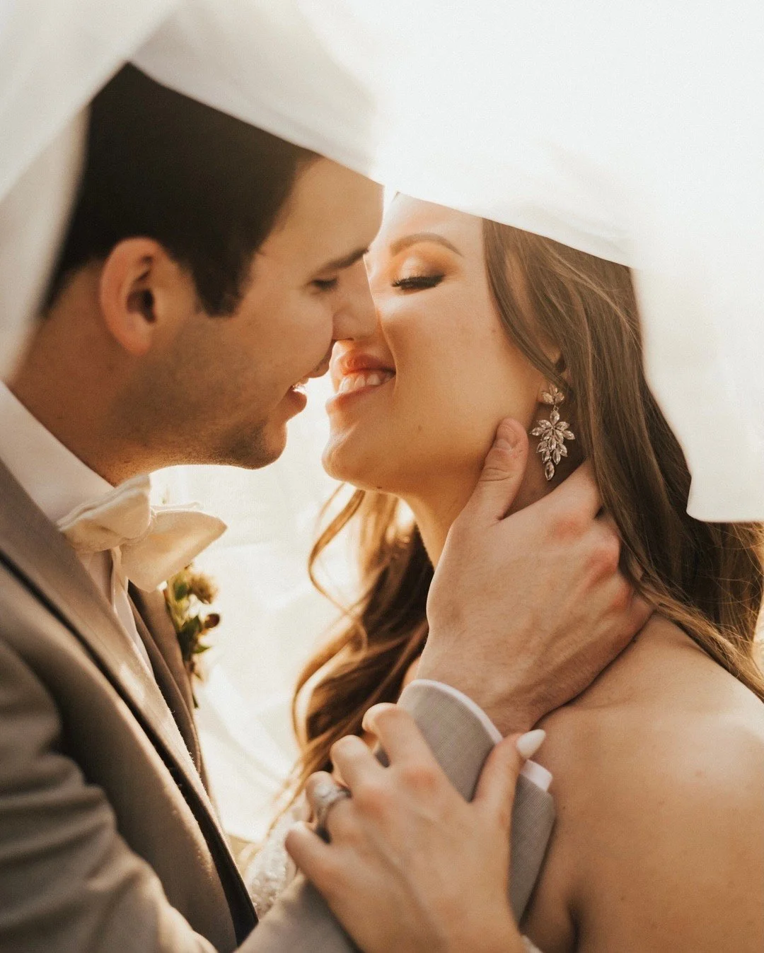 This is what meant to be looks like 💍

Hair by LUX artist - @tanya_beautyandbridal
Makeup by LUX artist - @dolledbyv
Venue - @canyonwoodridge
Photographer - @laurenparrphotography
Videography: @bohemefilms
Planner: @simplyxoevents