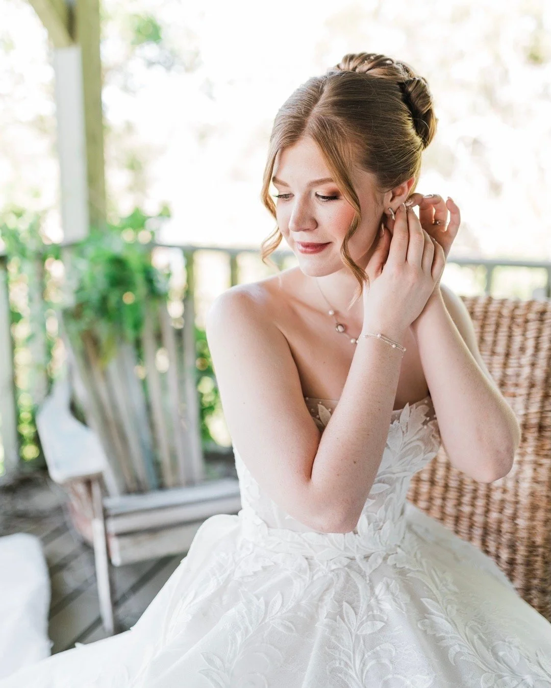 Timeless beauty 🤍

Hair by LUX artist - @tanya_beautyandbridal
Makeup by LUX artist - @slaybysaramua
Venue - @texasretreat
Planner - @3ofcupsevents
Photographer -  @carhartphotography
Videographer - @alexadkinscreative
Florist - @exquisitepetals
DJ 
