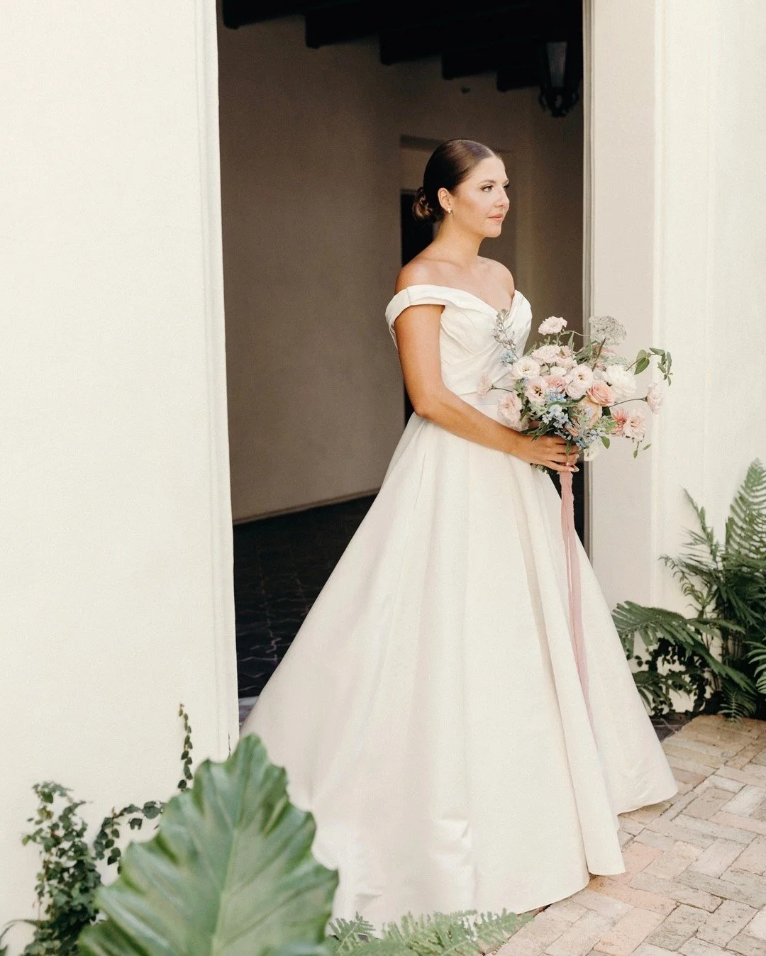 somebody&rsquo;s wife 💍

Hair by LUX artist - @tanya_beautyandbridal
Makeup by LUX artist - @randall_beauty
Get ready location - @commodoreperryauberge
Venue - @barrmansion
Planner - @thegroovyweddingco
Photographer - @gloriagoodephoto