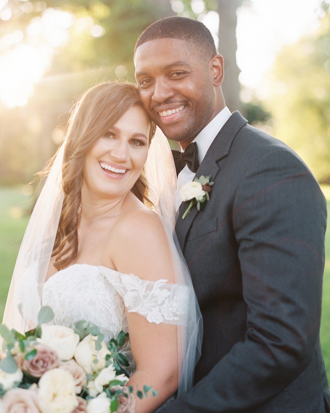 Hard launch 🤍

Hair by LUX artist - @hairbyarriana
Makeup by LUX artist - @mkbmayte
Planner - @ashleynicoleaffair 
Photographer - @britnideanphotography 
Venue - @pecanspringsranch 
Florals - @bouquetsofaustin 
Band - @matchmakerband 
Cake - @simonl