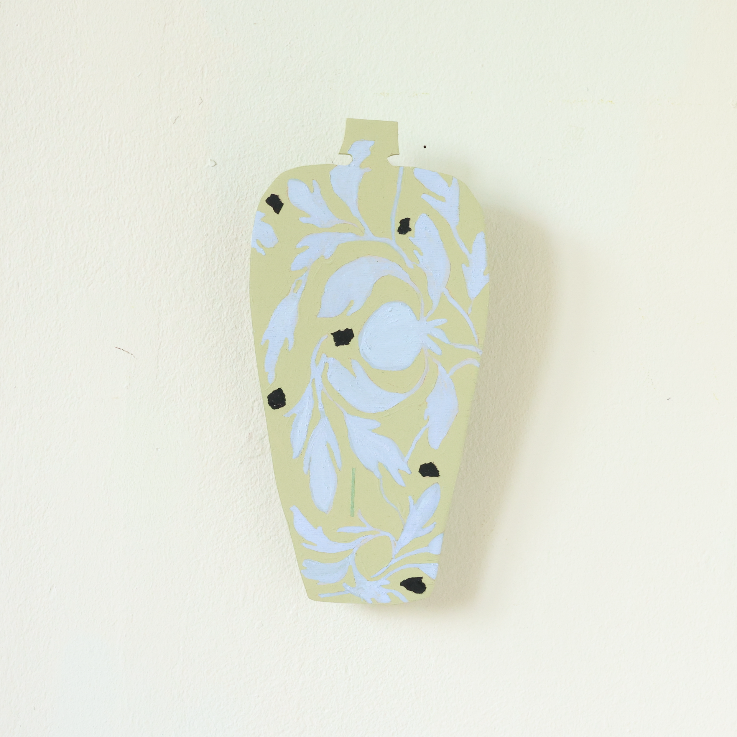plum vase blue ecru (2 of 5).png