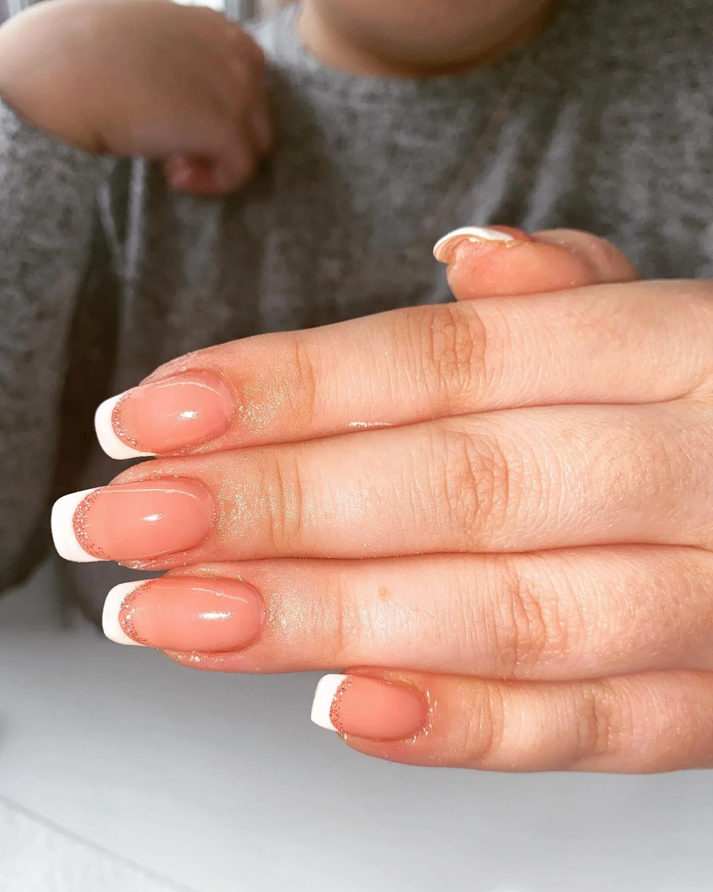 Classic French biab with a glitter outline just to be cute 🪩😉

#frenchbiab #biabnails #biabmanicure #gelnails #gelmanicure #instagramnails #classynails #manchestersalon #cheadle #healdgreen #beautysalon #girly #selflove