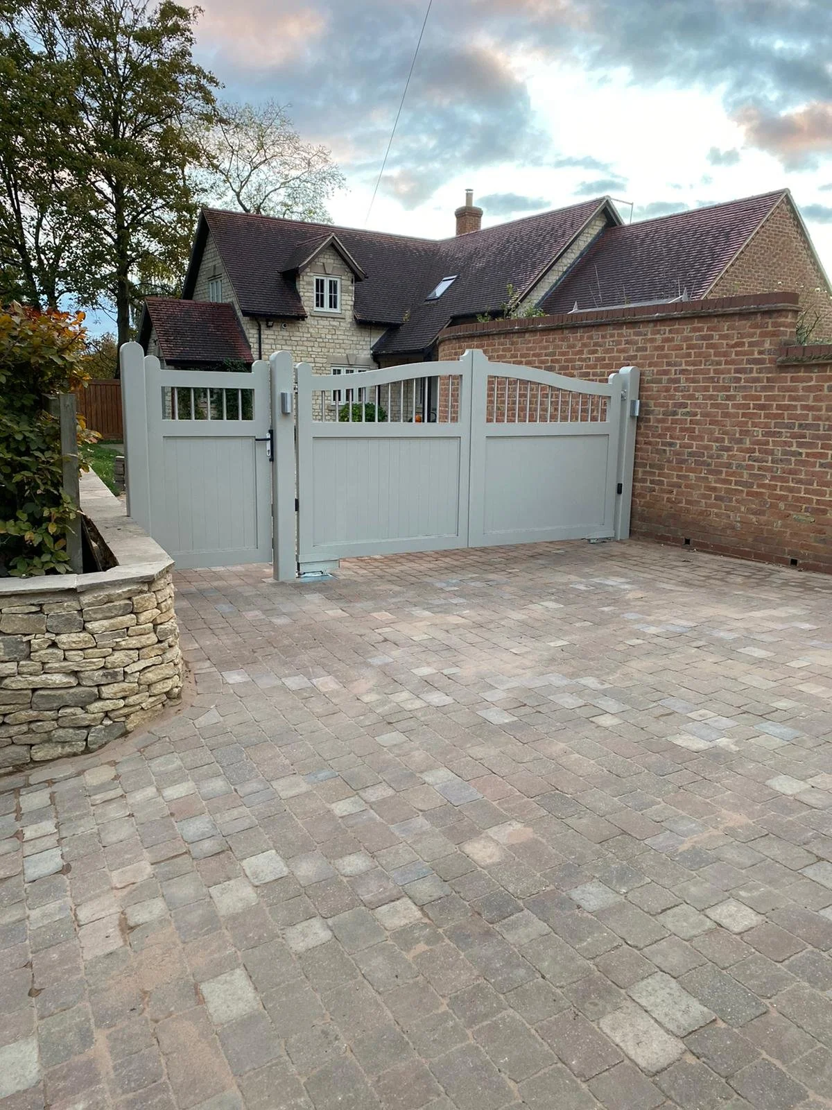 sage alu with ped.JPG