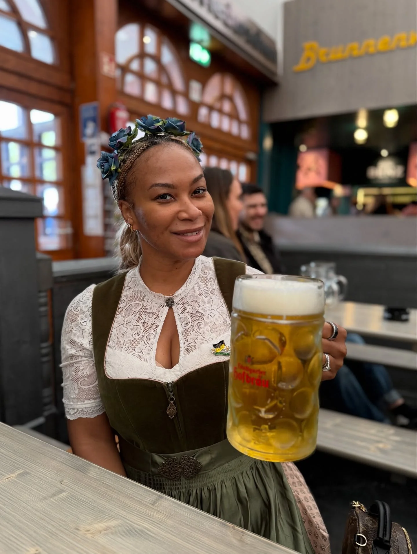 Prost! 🍻 

#germany #oktoberfest #familytime #sundayfunday #thesparklelee #lifestyledbysparkle #europelife #europetravels