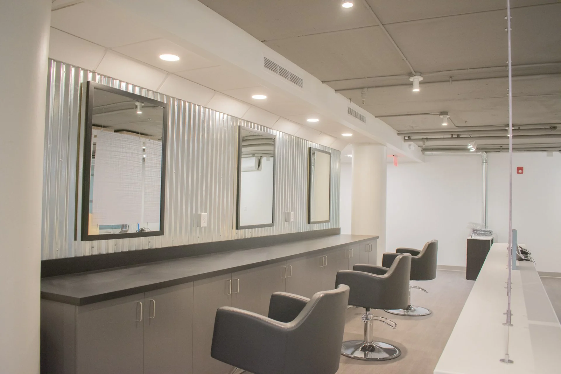 Kate Emilies A Salon at The Summit