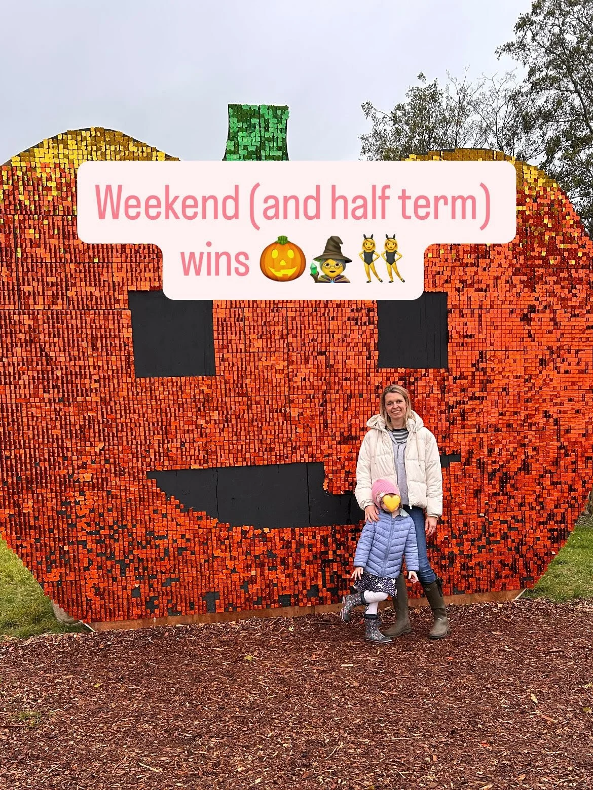 My favourite school holiday and Halloween so far 🙌🏻

The girls are loving each other at the moment which is AMAZING as it&rsquo;s definitely not always that way. But wow it&rsquo;s so great when they find each other fun not annoying 😂 

They didn&