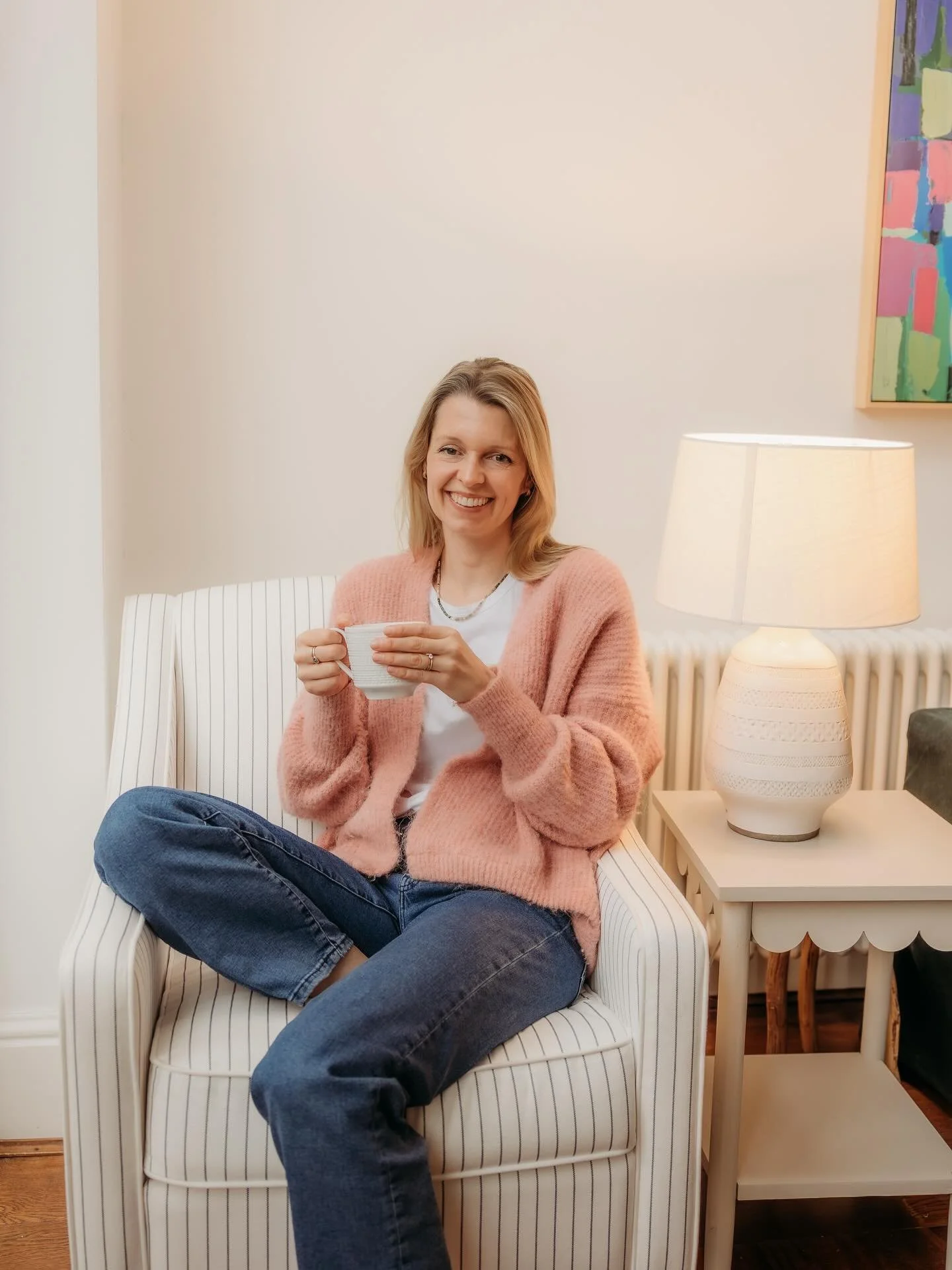 Hooray my new photos are ready to use 🙌🏻 These are a few of my favourites!

Thank you to the AMAZING @joanna_wallace_photo for so perfectly capturing my brand. And of course a huge thank you to my wonderful friend for lending me her gorgeous baby f