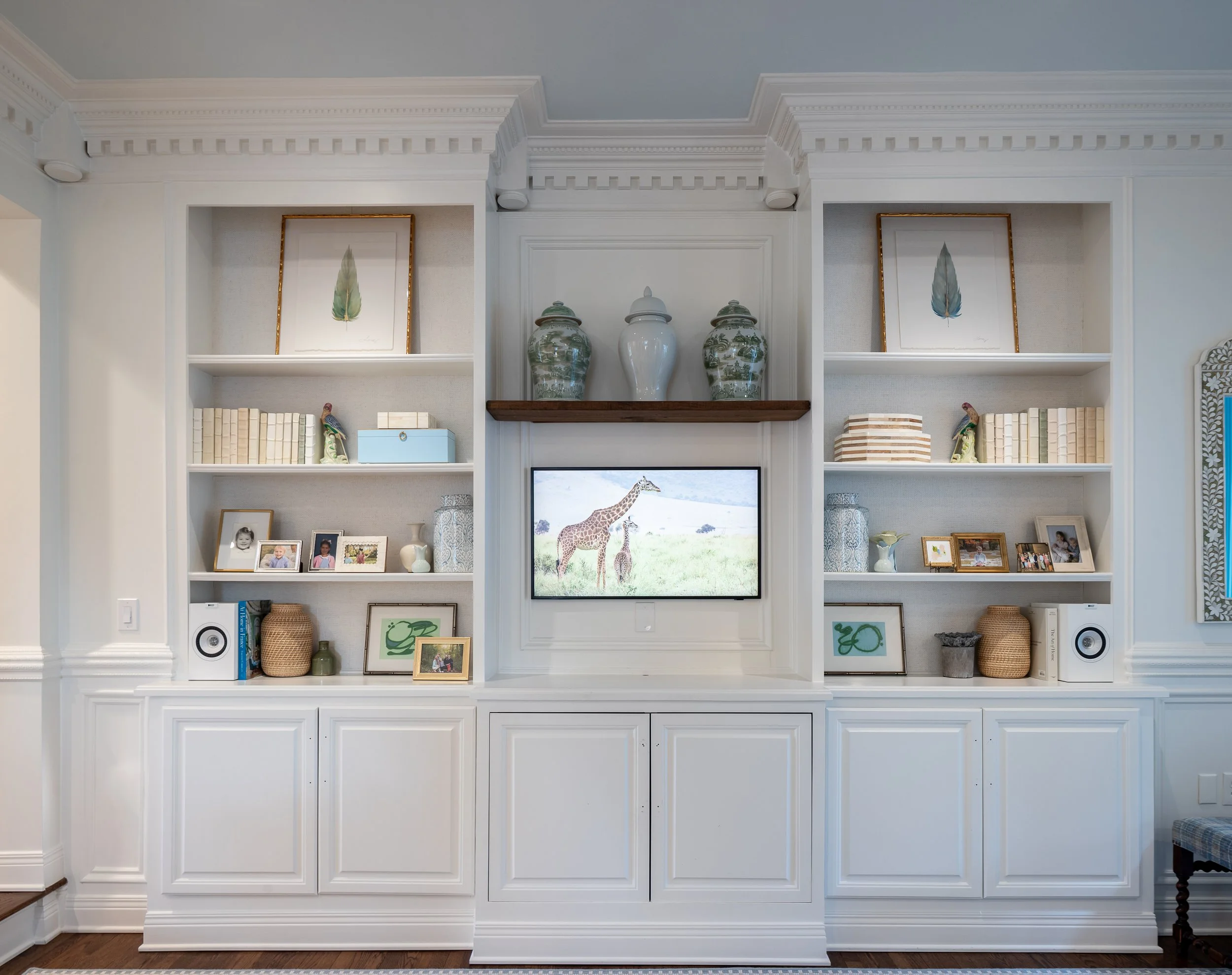 827 Tyne Living Room--5.jpg