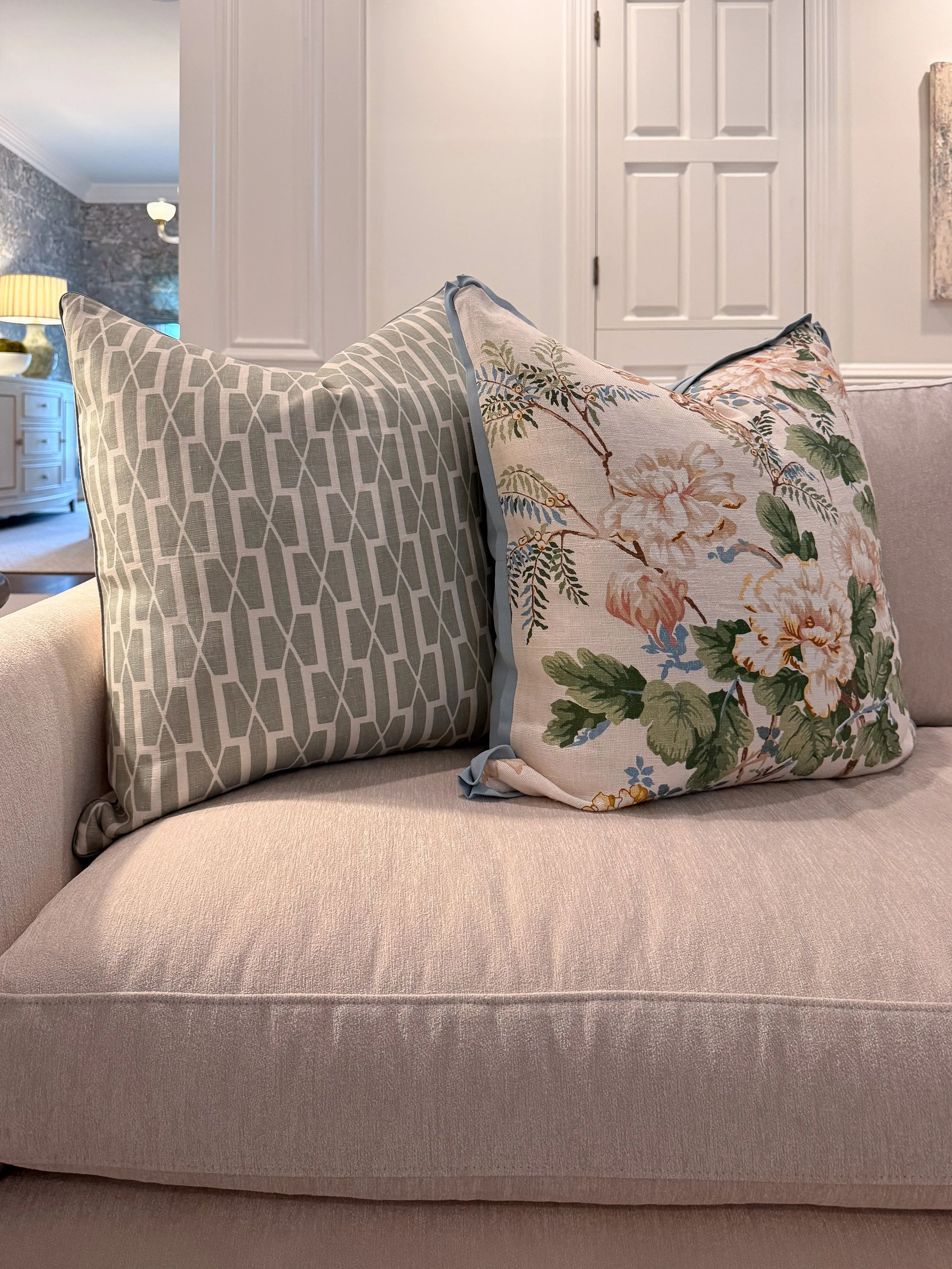 827 Tyne Living Room-2202.jpg