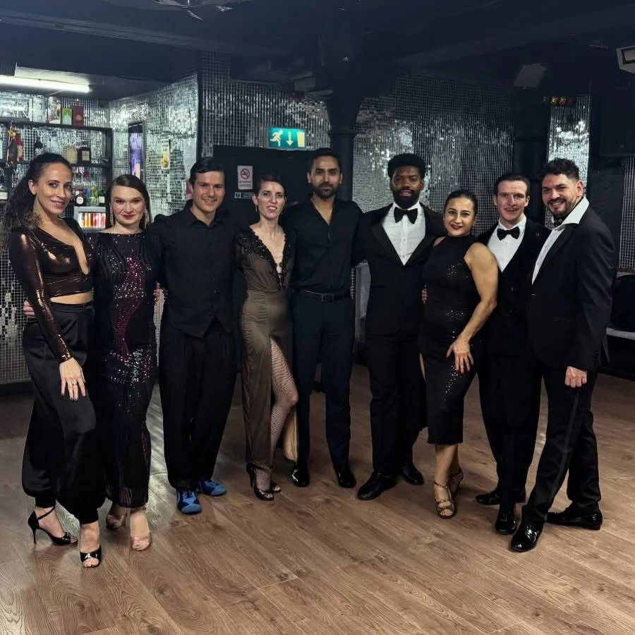 ✨ TANGO EN EL ALMA &middot; SHOWCASE ✨

What a beautiful night we shared at Abr&aacute;zame Milonga on Wednesday 12th November.
This group of dancers &mdash;not professionals, but full of soul, courage and heart&mdash; delivered a performance that li
