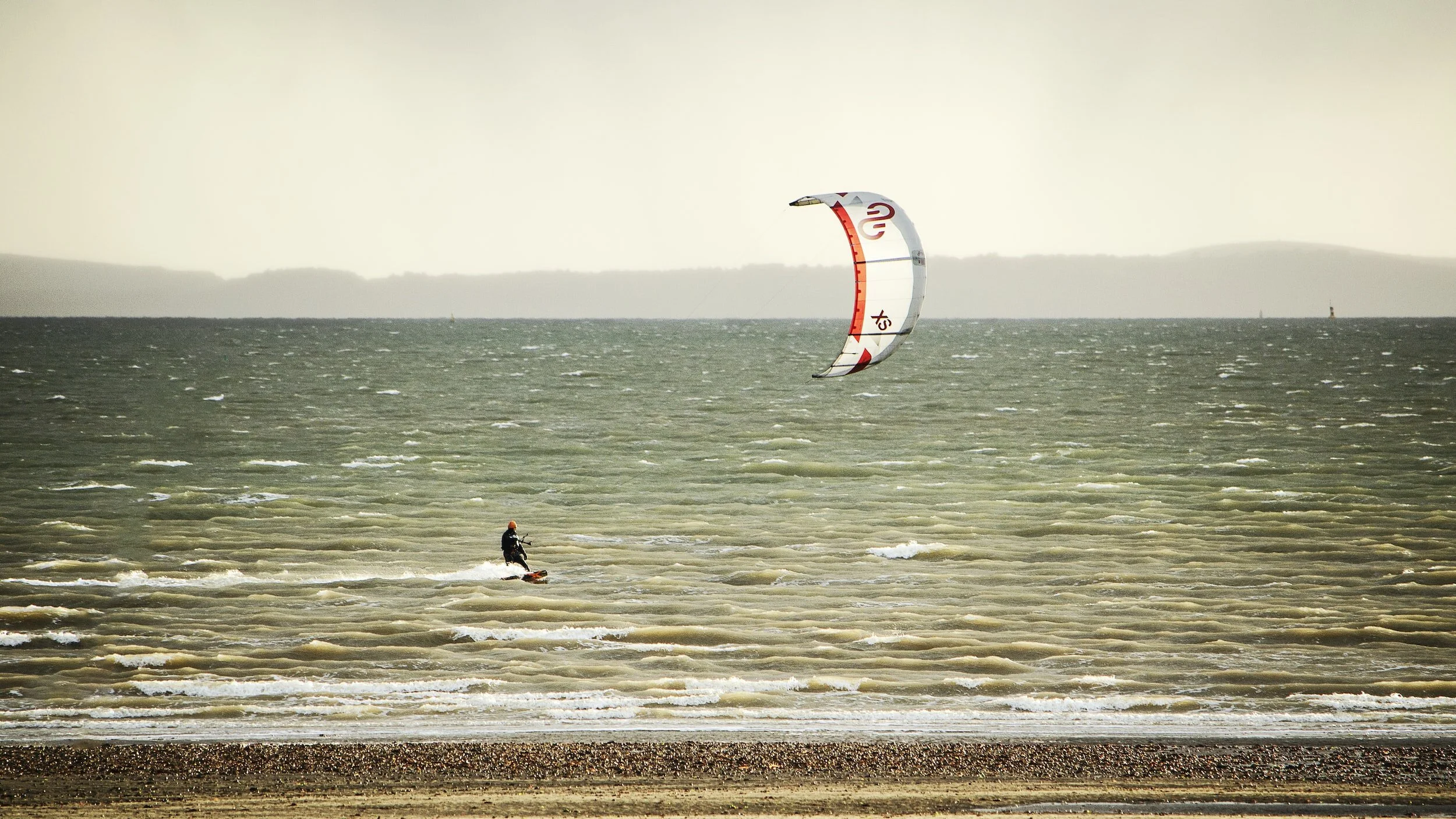 Harnessing the Winds of Entrepreneurship: The Parallels Between Kitesurfing and Business