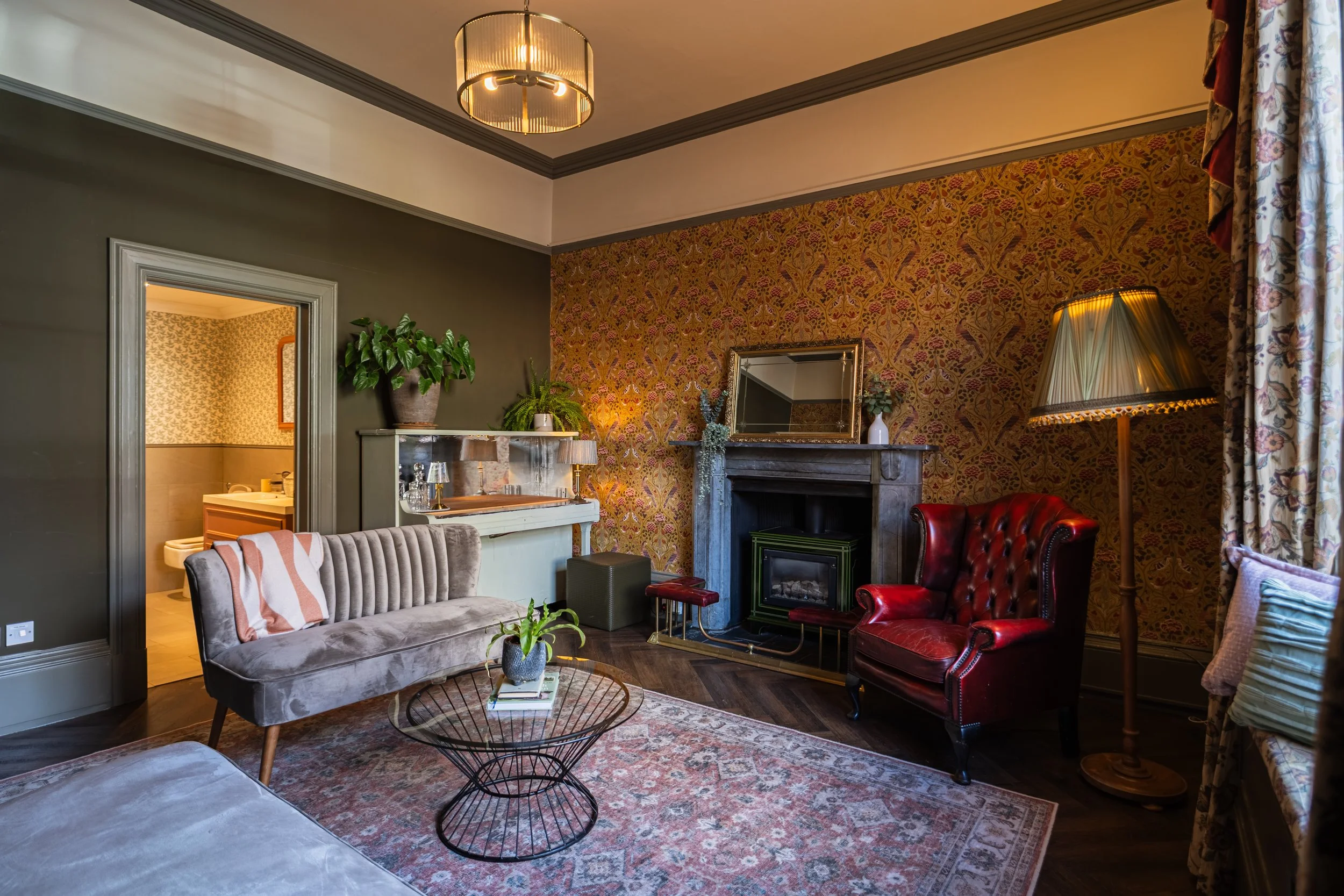 Fairlawn-House-Drawing-Room-for-welcome-drinks-celebrations.jpg