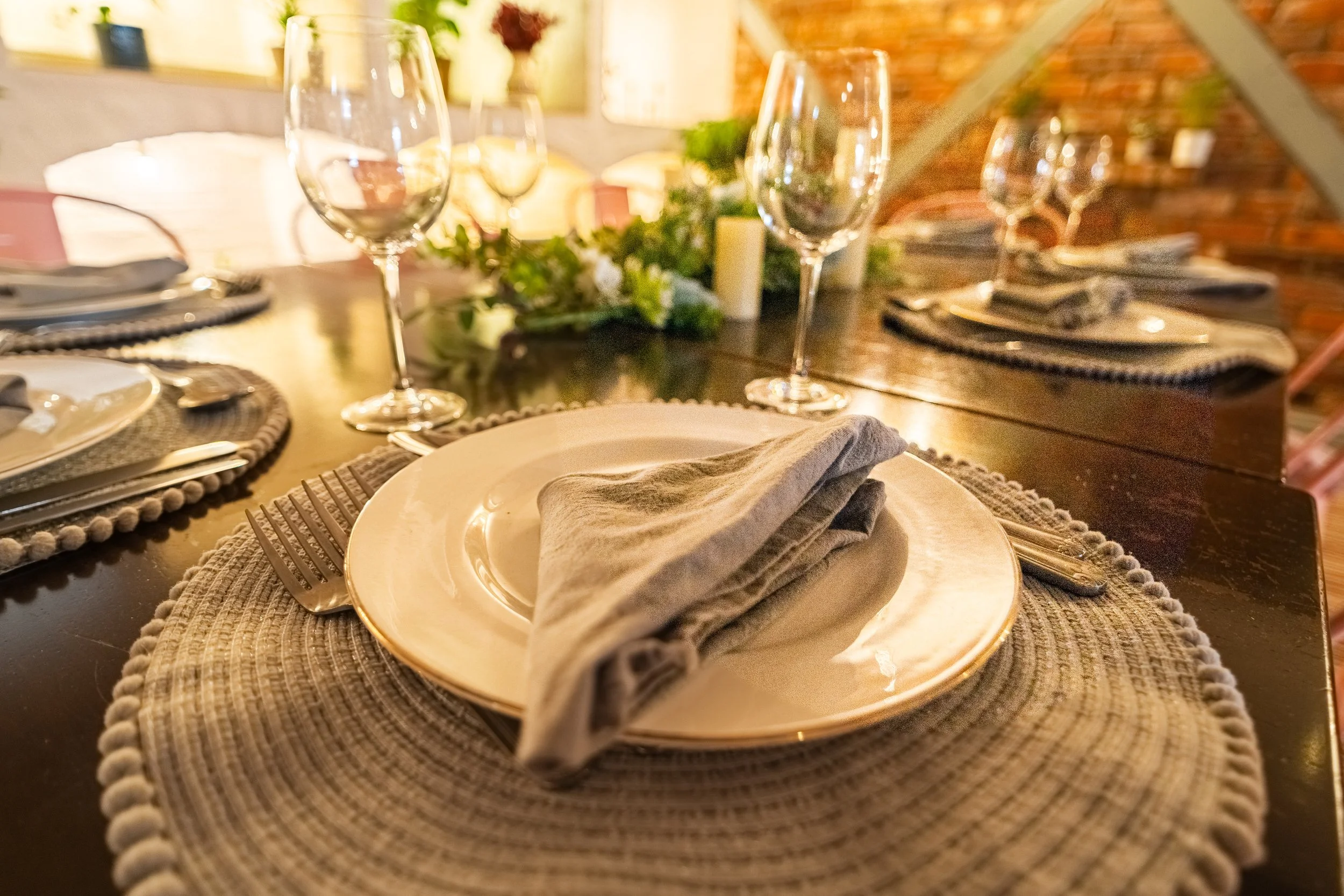 dinner_party_venue_amesbury.jpg