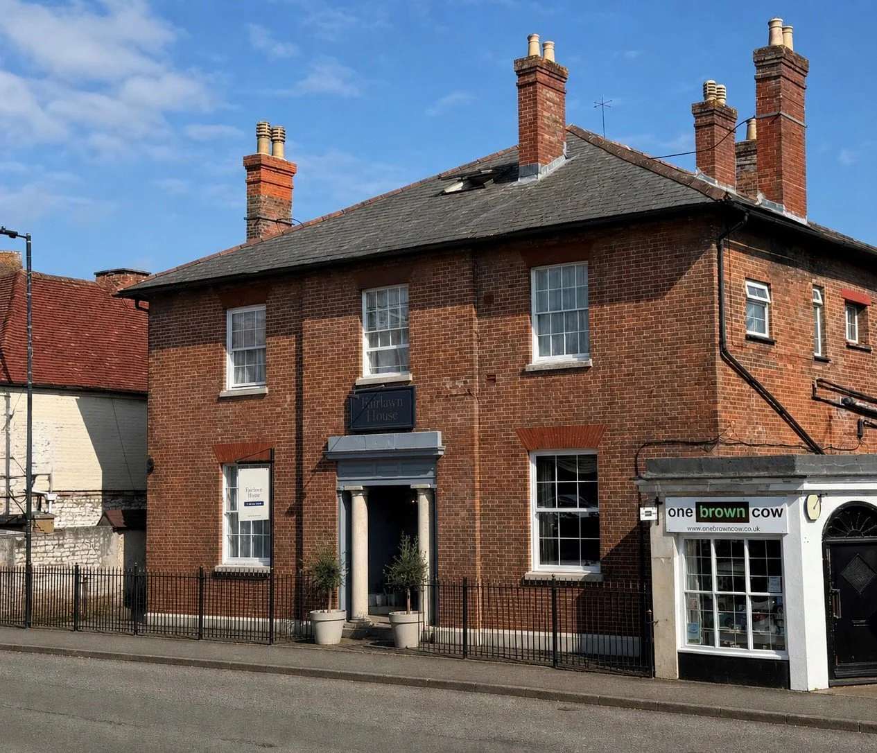 Fairlawn House Hotel stonehenge.jpg