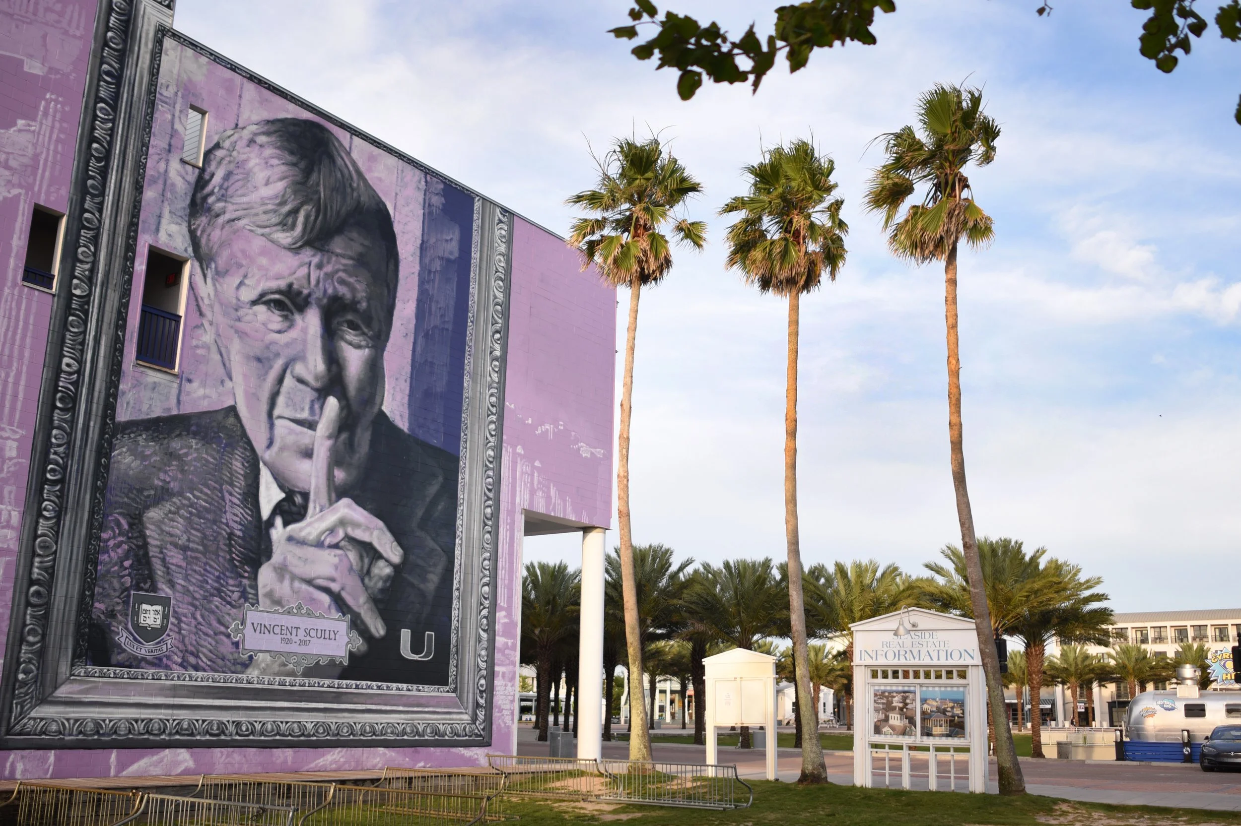 The Evolution of Seaside, Florida A Pleasant Blend of Paradise, Art