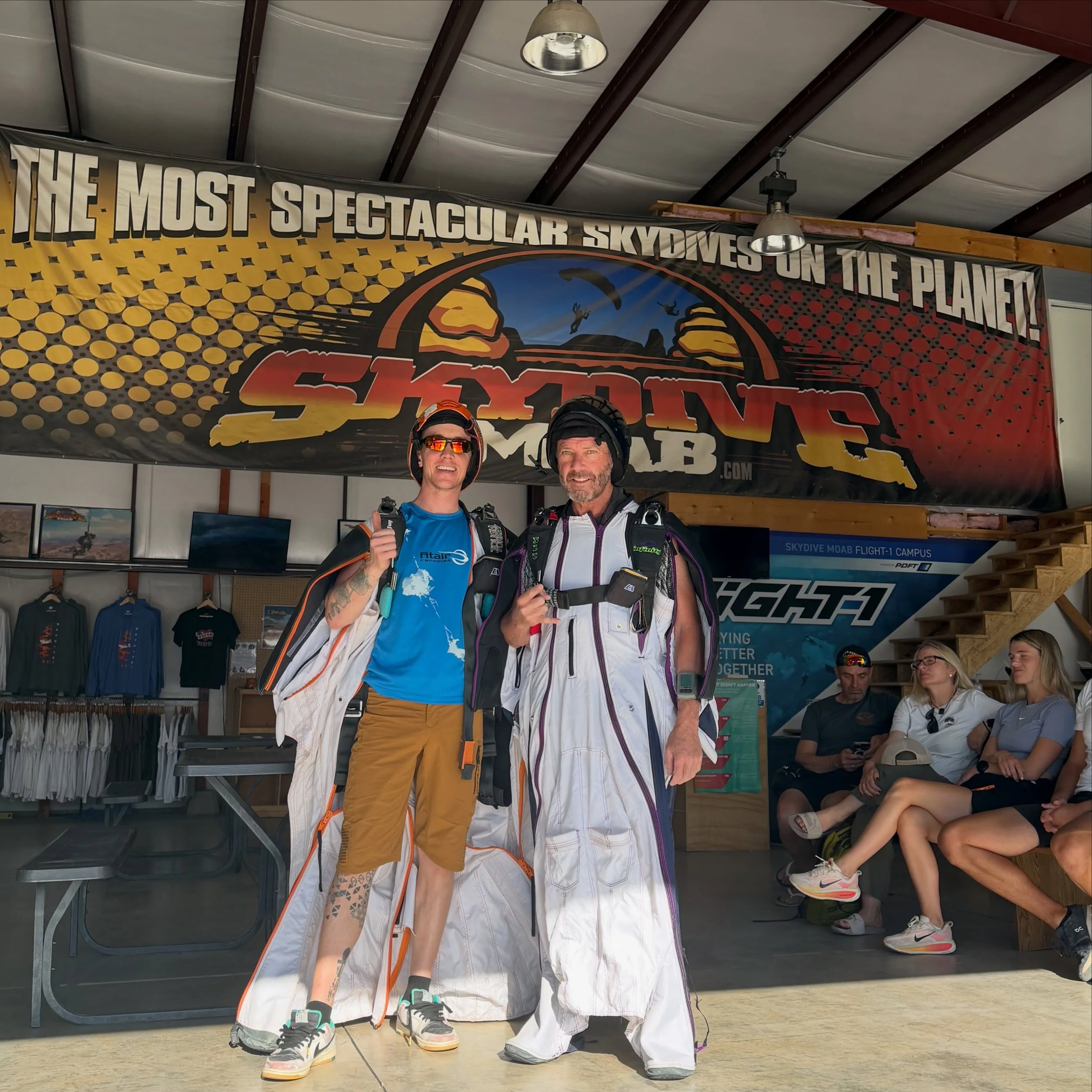 CONGRATS DAVE ON COMPLETING YOUR WINGSUIT FIRST FLIGHT COURSE! GET AFTER IT! @skydivemoab #toughturkey 
-
@ataircanopies 
@squirrel.ws 
@lbaltimeters 
@vserigs 
#stunttime 
#toughturkeytour26