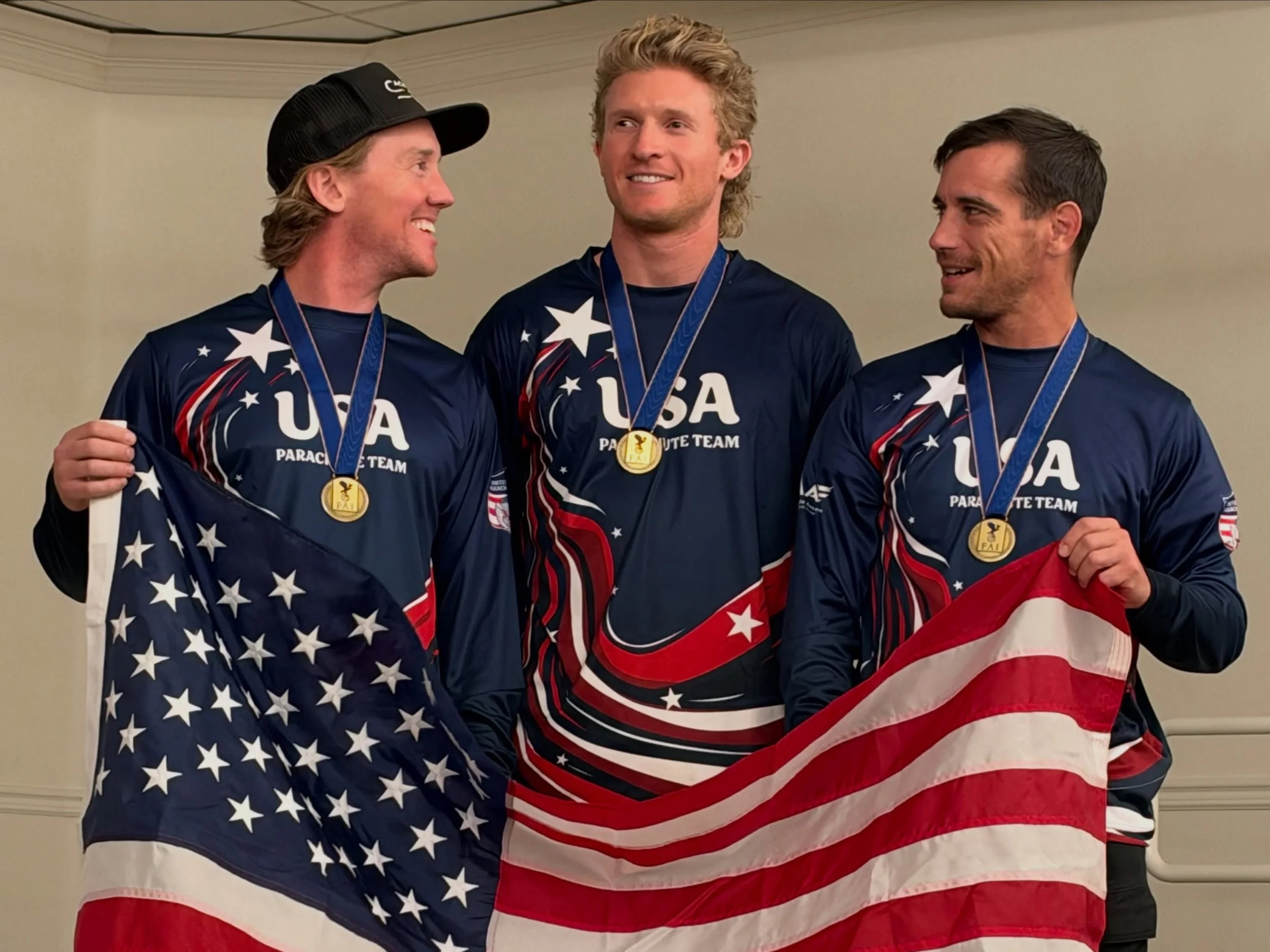 We took home 🥉 at the World Championships of Skydiving for Wingsuit Acrobatic! Couldnt be more stoked to have done it with my closest dawgs @blueskiesesq @clark.robinson 
-
Many many thanks to all our sponsors! Cant wait to go bigger next year! #tur