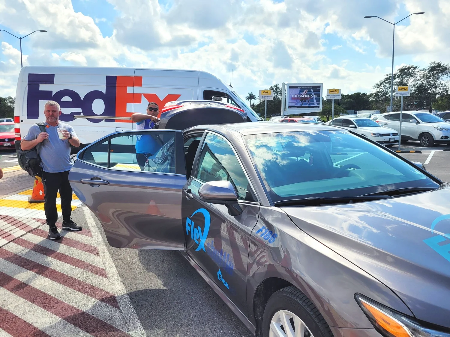 Introducir 51+ imagen hertz cozumel airport Abzlocal.mx