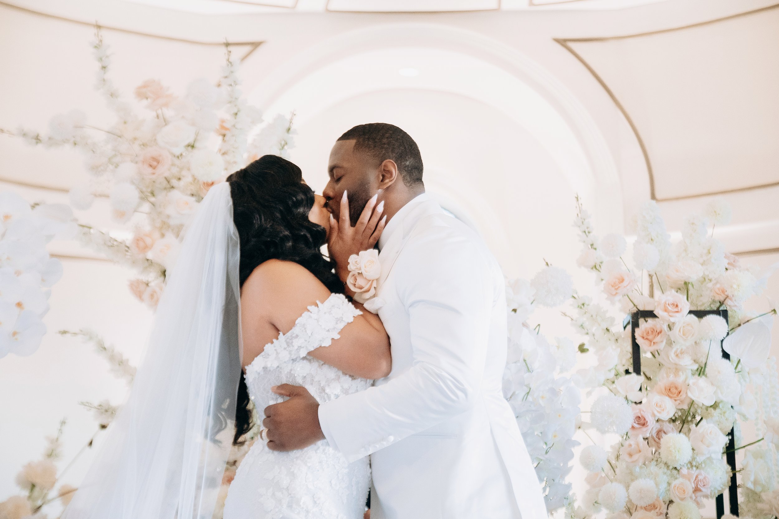 k+z just married kiss.jpg