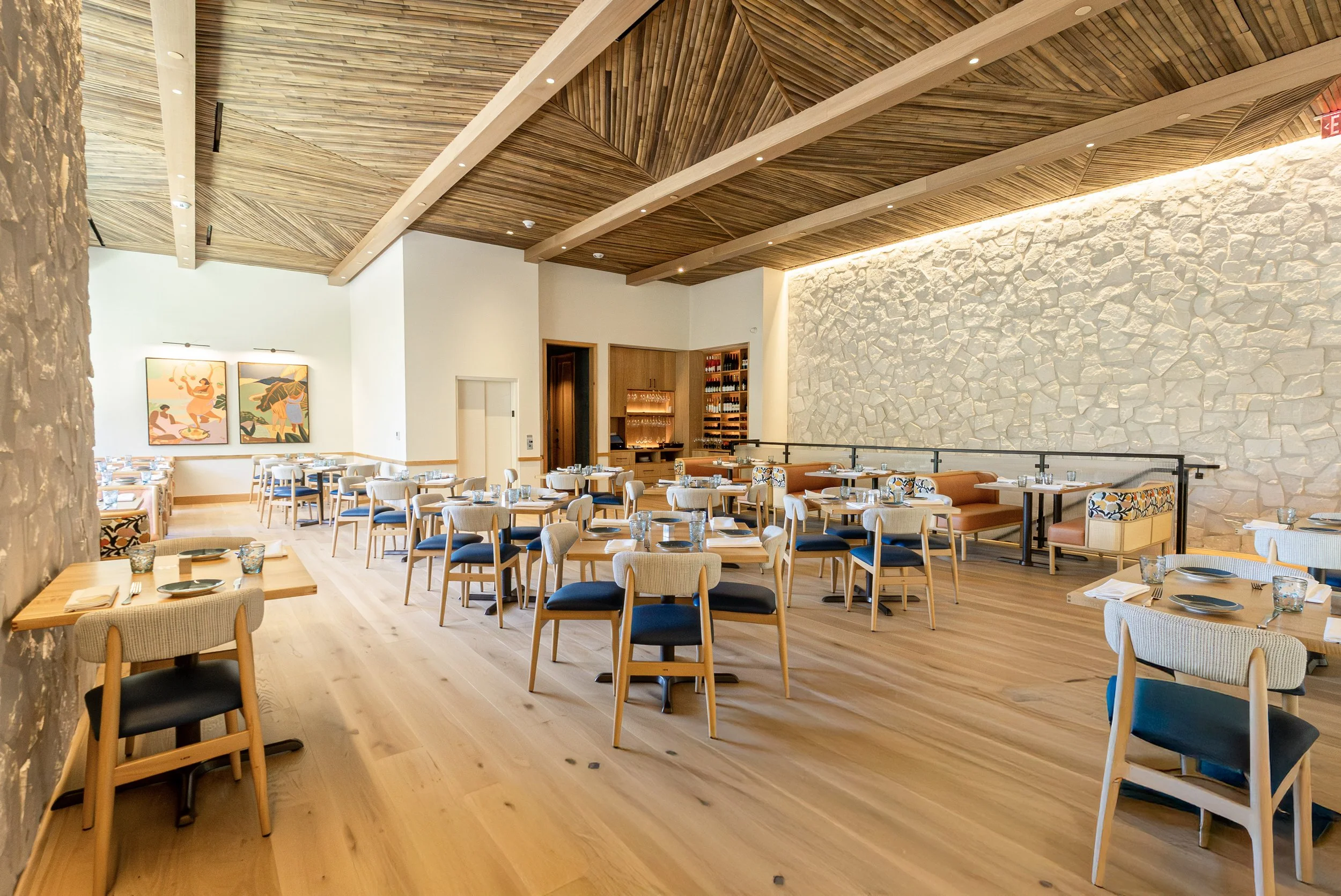 restaurant seating area 