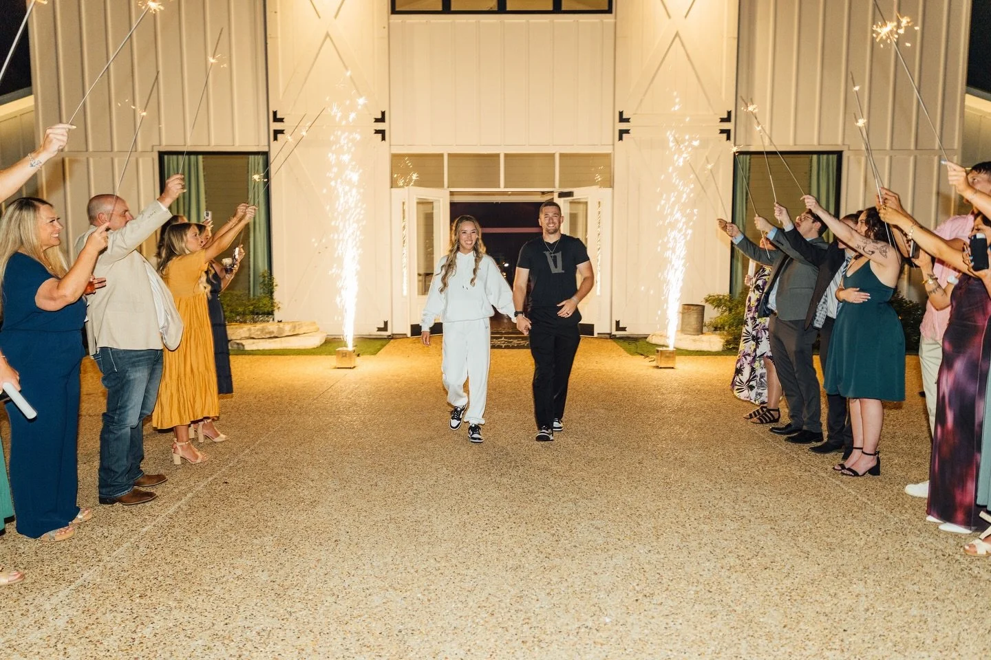 Comfy exit vibes are the way to go👏🏼💖
&bull;
@chandelierfarms 
@breanamariephotography 
@mint_lotus_films 
@blacktiesounds 
@sinke_floral 
@braided_bride 
@matties.sweet.treats