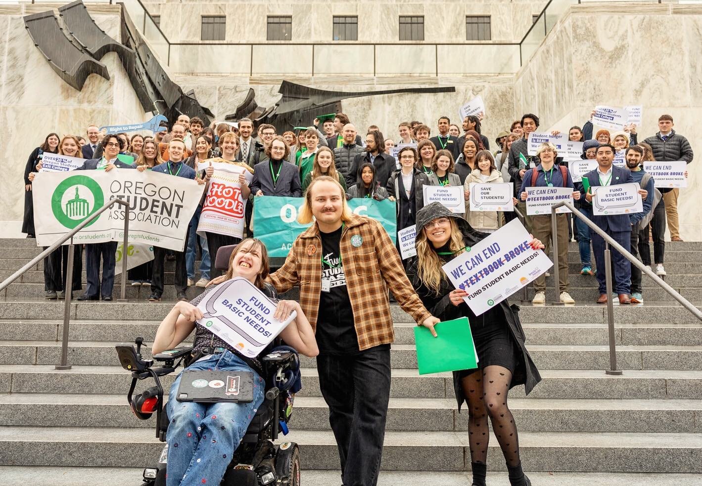 Thank you to all the students and advocates from across Oregon who attended the 2024 Student Lobby Day last week on Valentine&rsquo;s Day&hellip;💝

Students met with over 70 legislators and their offices throughout the day and got the chance to hear