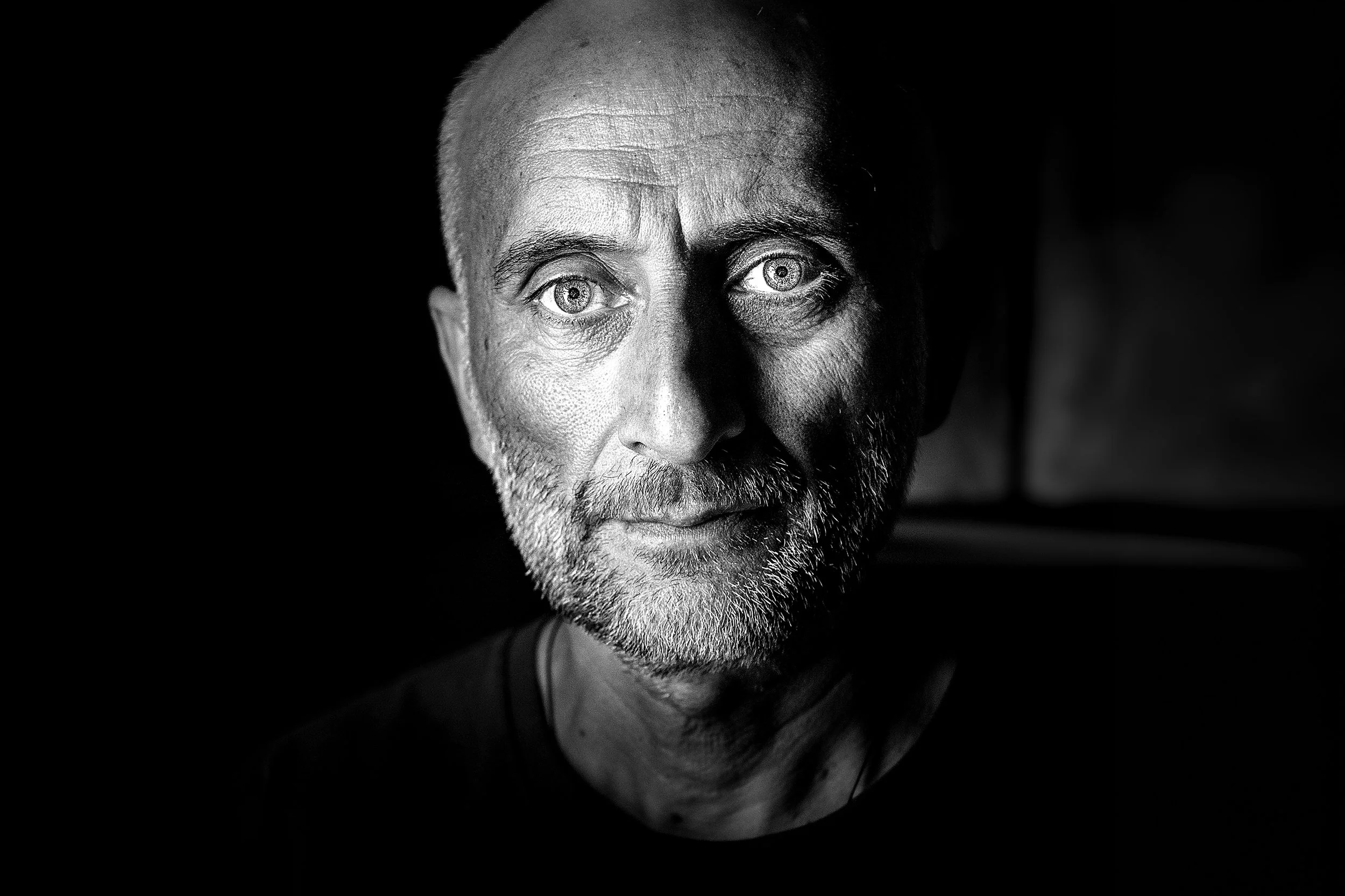 Black and white image of Georgian winemaker Iago Bitarishvili.